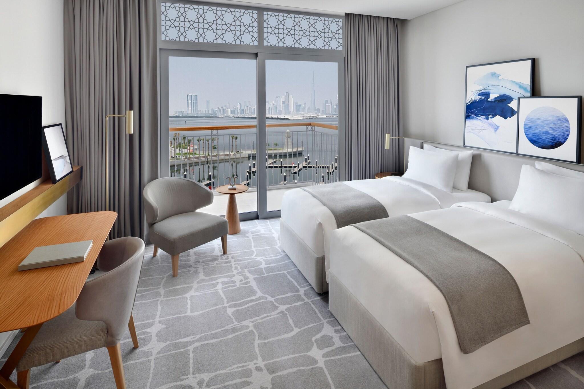 Family Room Deluxe King Bed