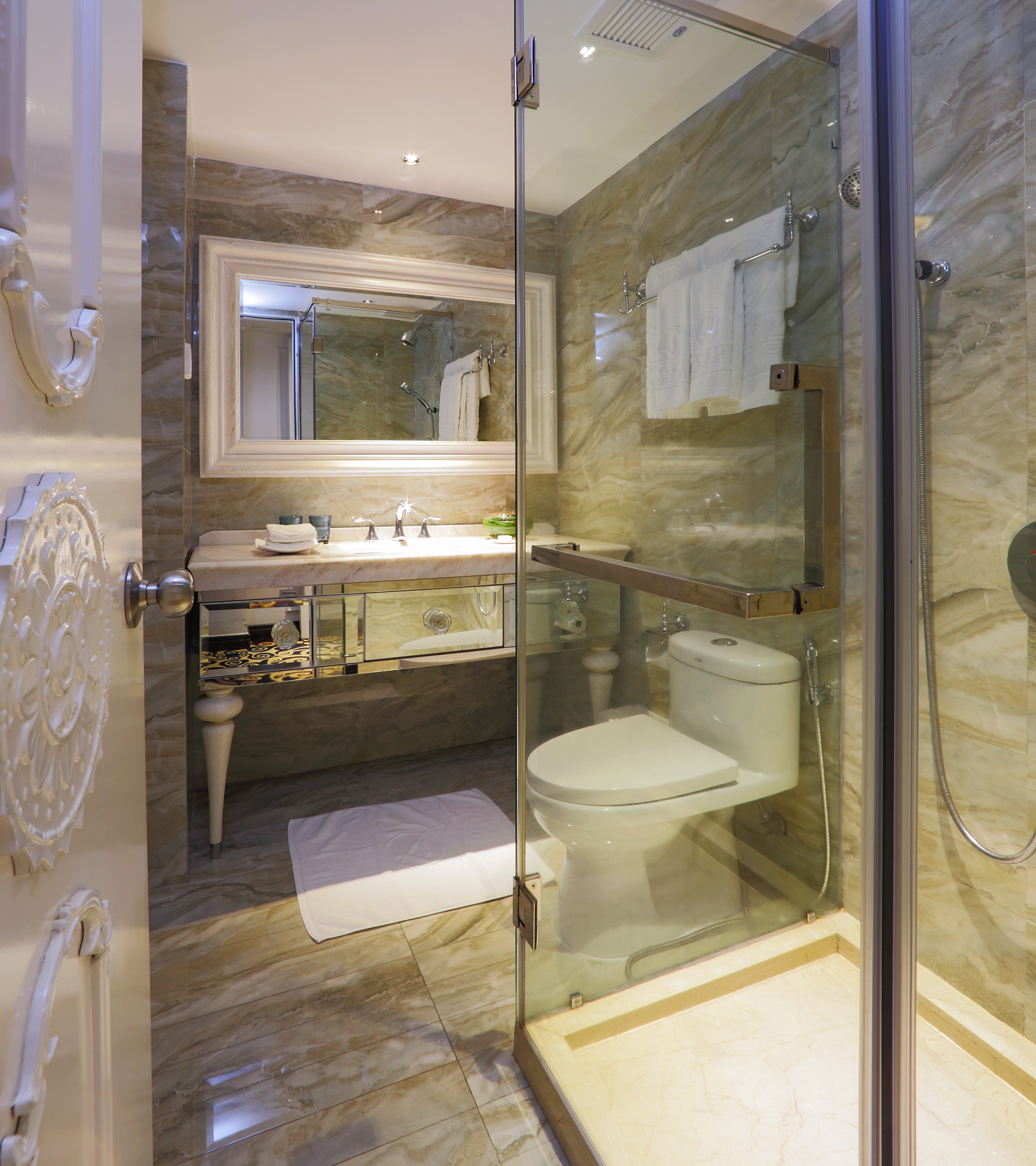 Double Deluxe Premium