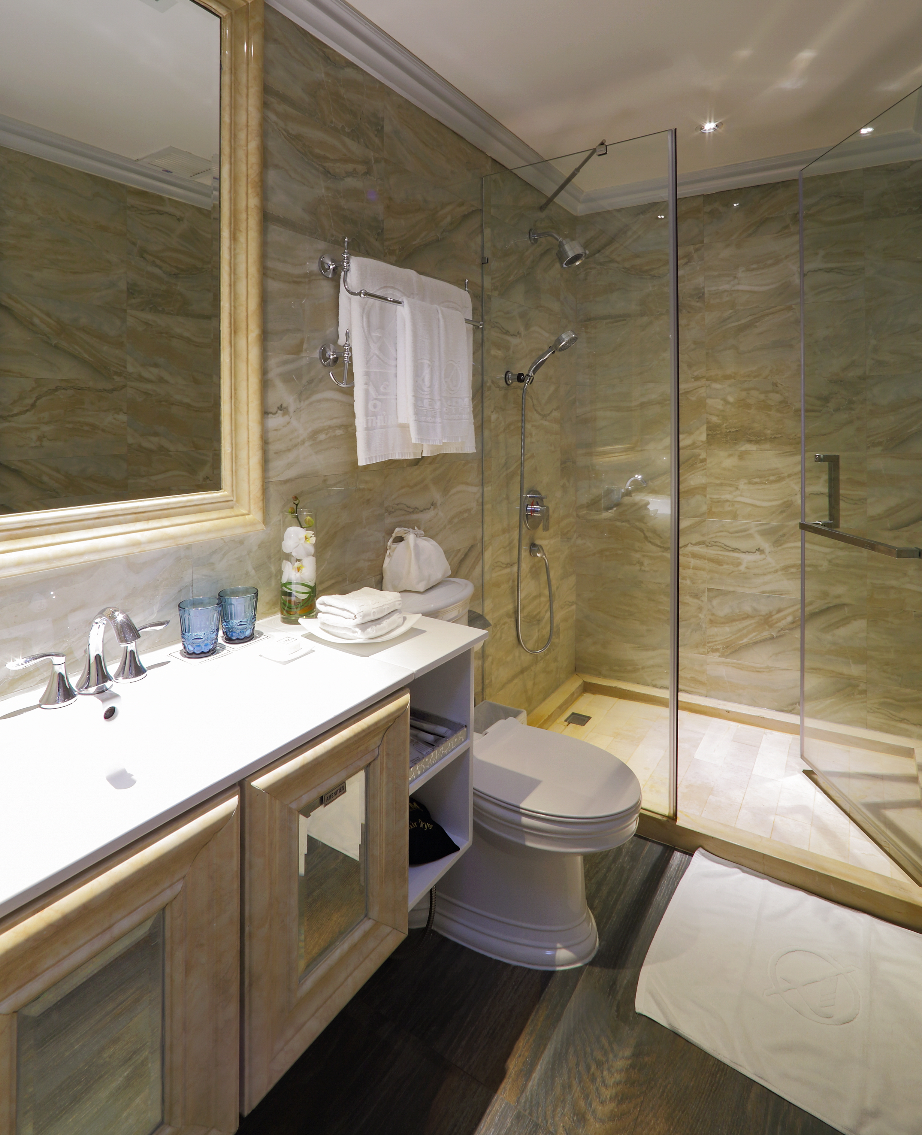 Double Deluxe Premium