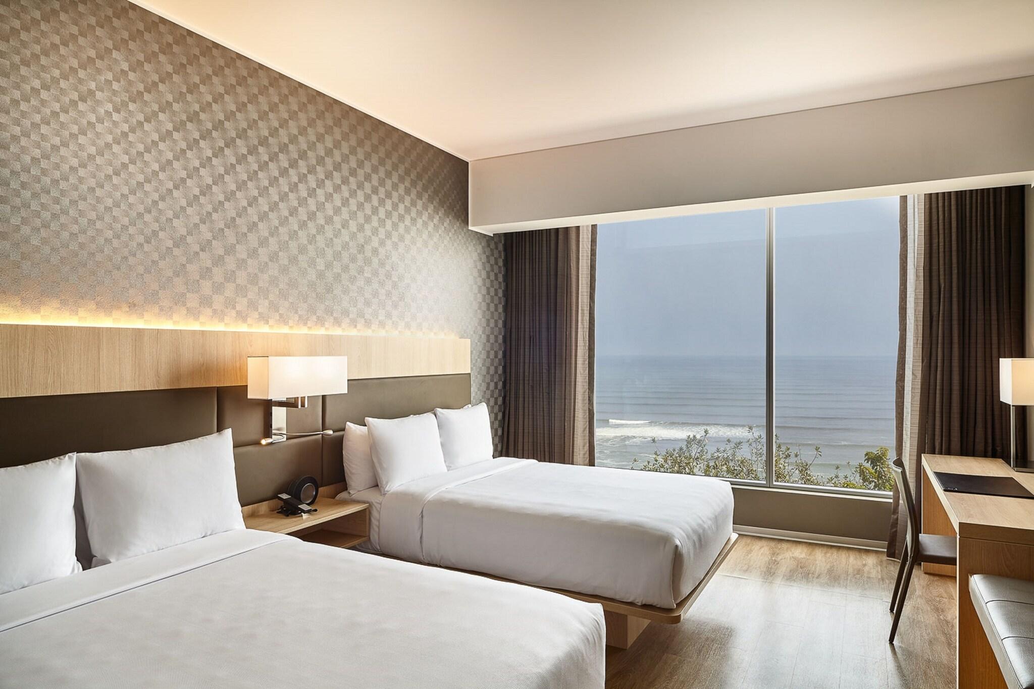 Room Deluxe Ocean Front