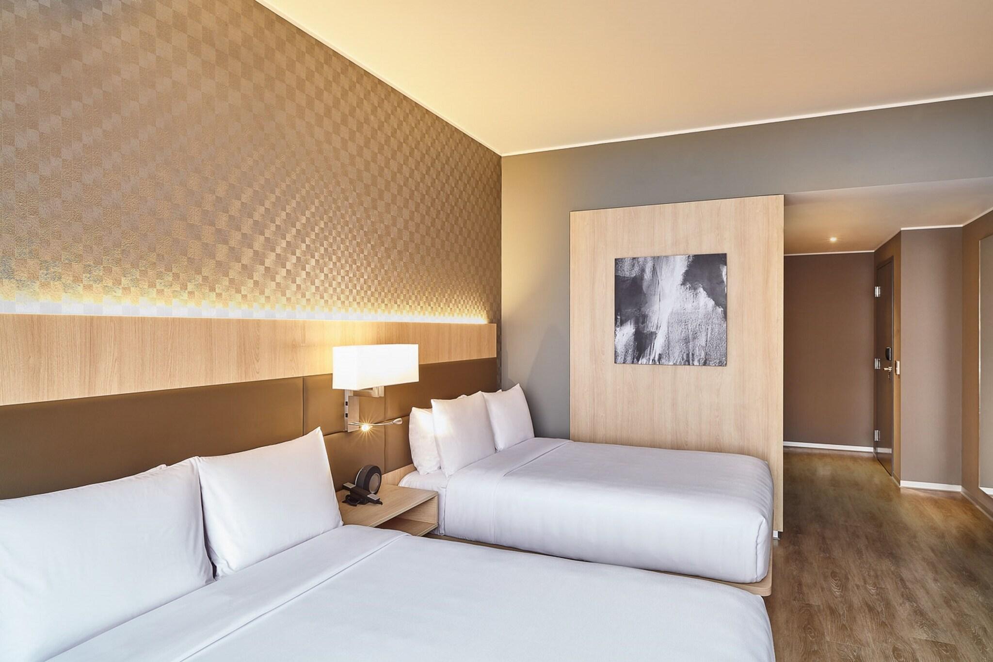 Room Deluxe Partial Ocean View