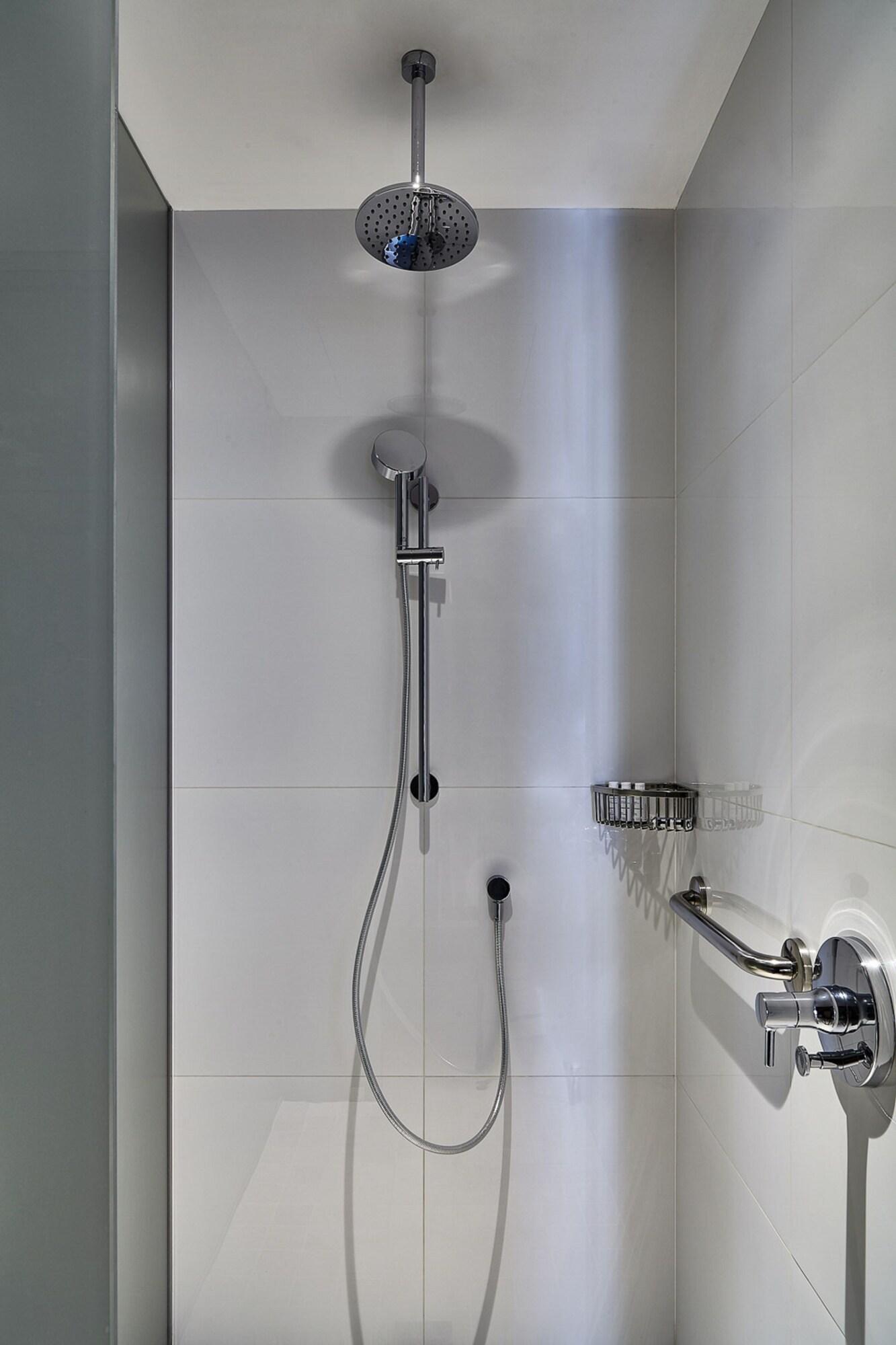 Double Deluxe Partial Ocean View