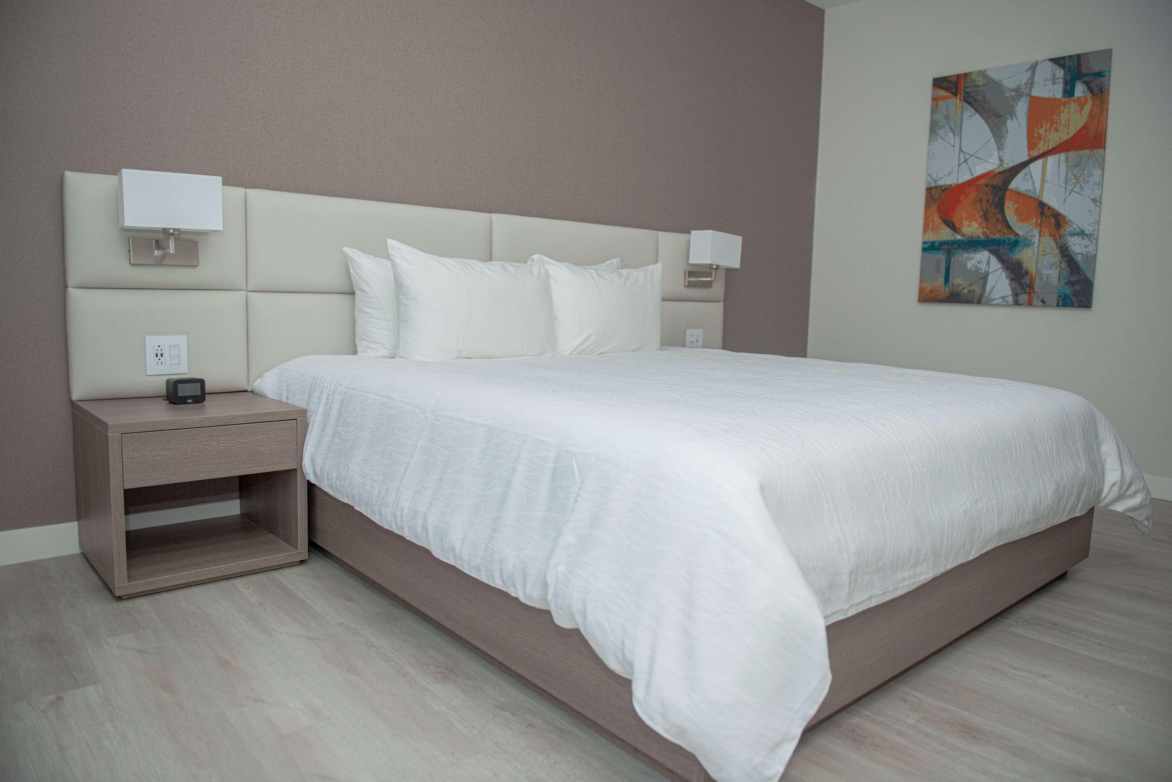 Junior Suite King Size Bed