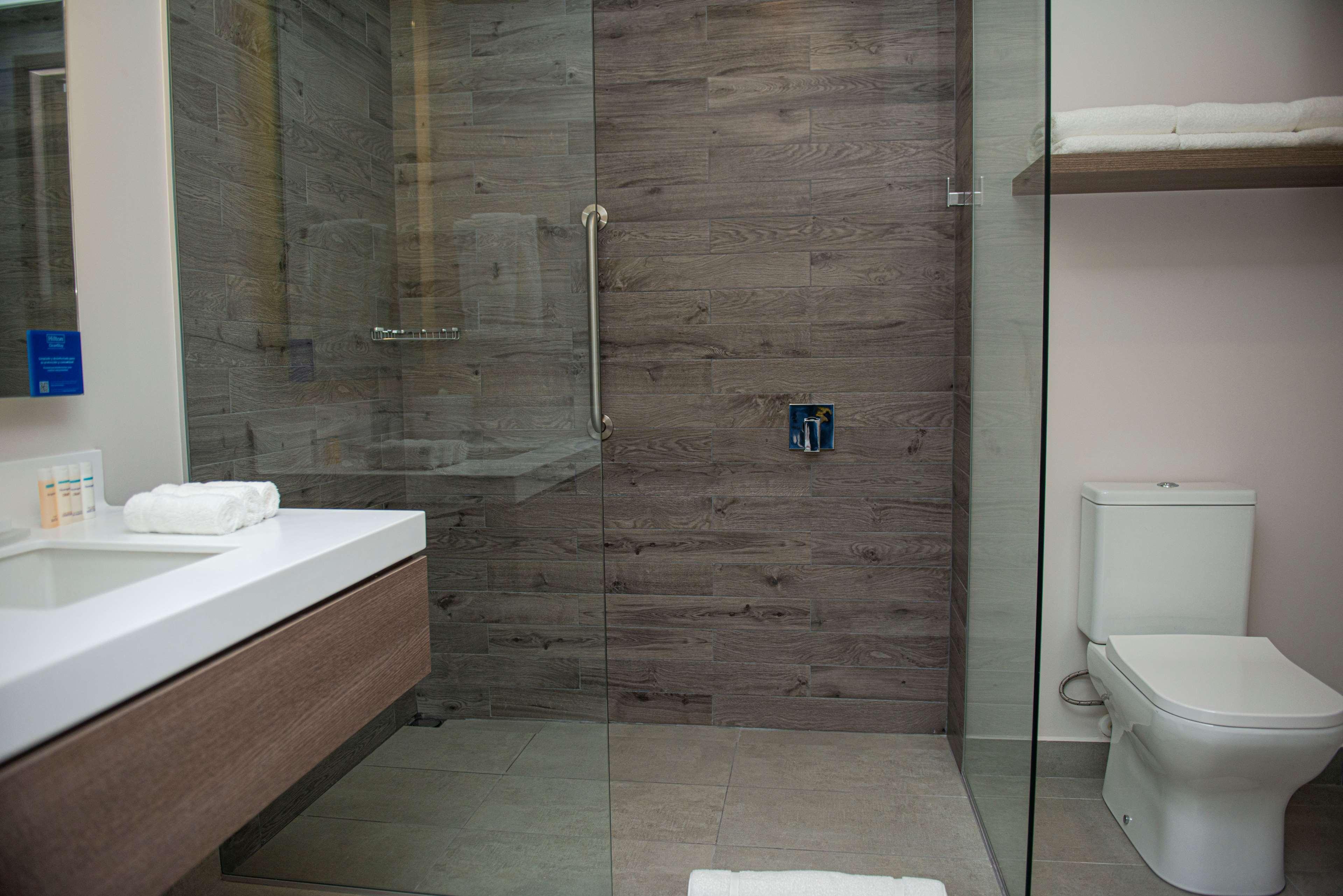 Room King Bed One Bedroom 