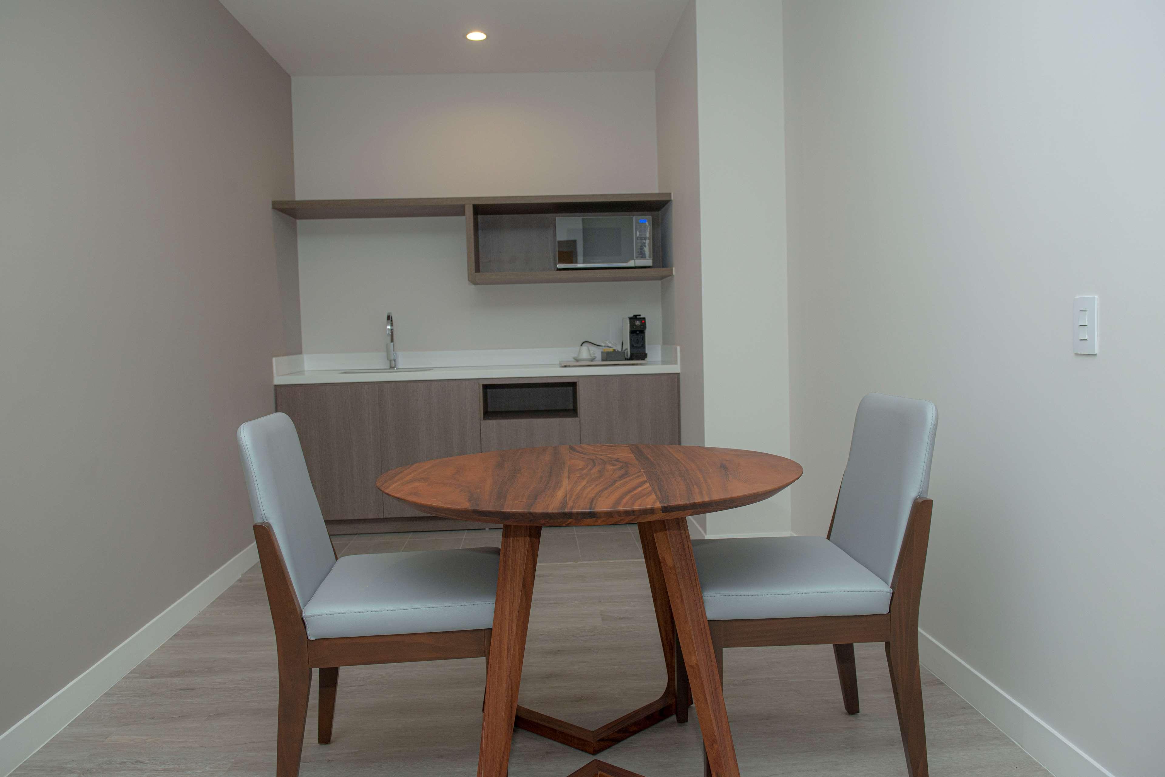 Room King Bed One Bedroom 