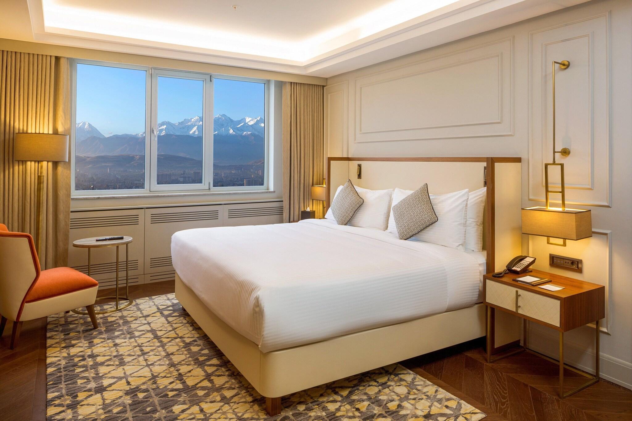 Double Deluxe King Bed