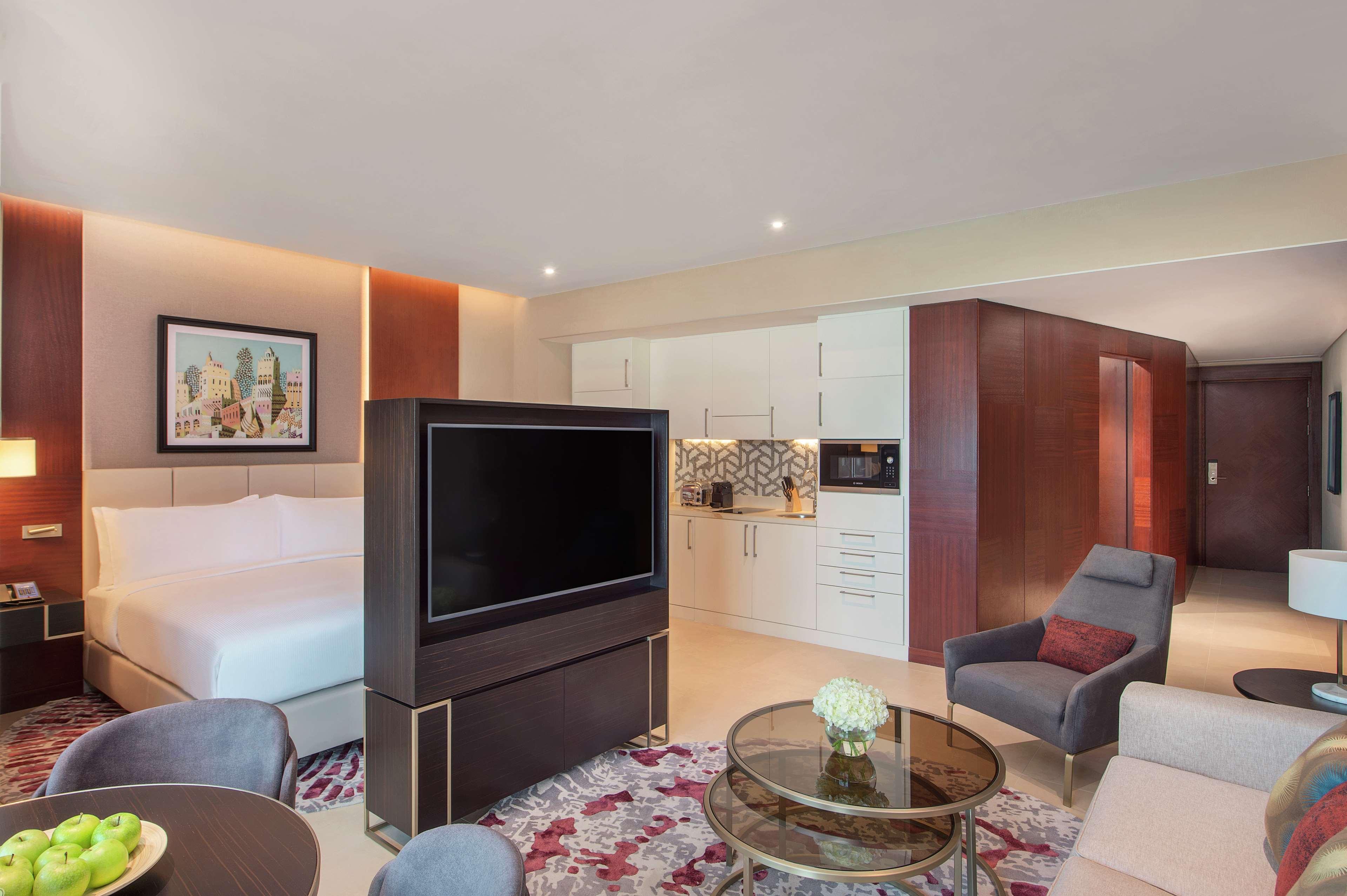 Studio Superior King Bed