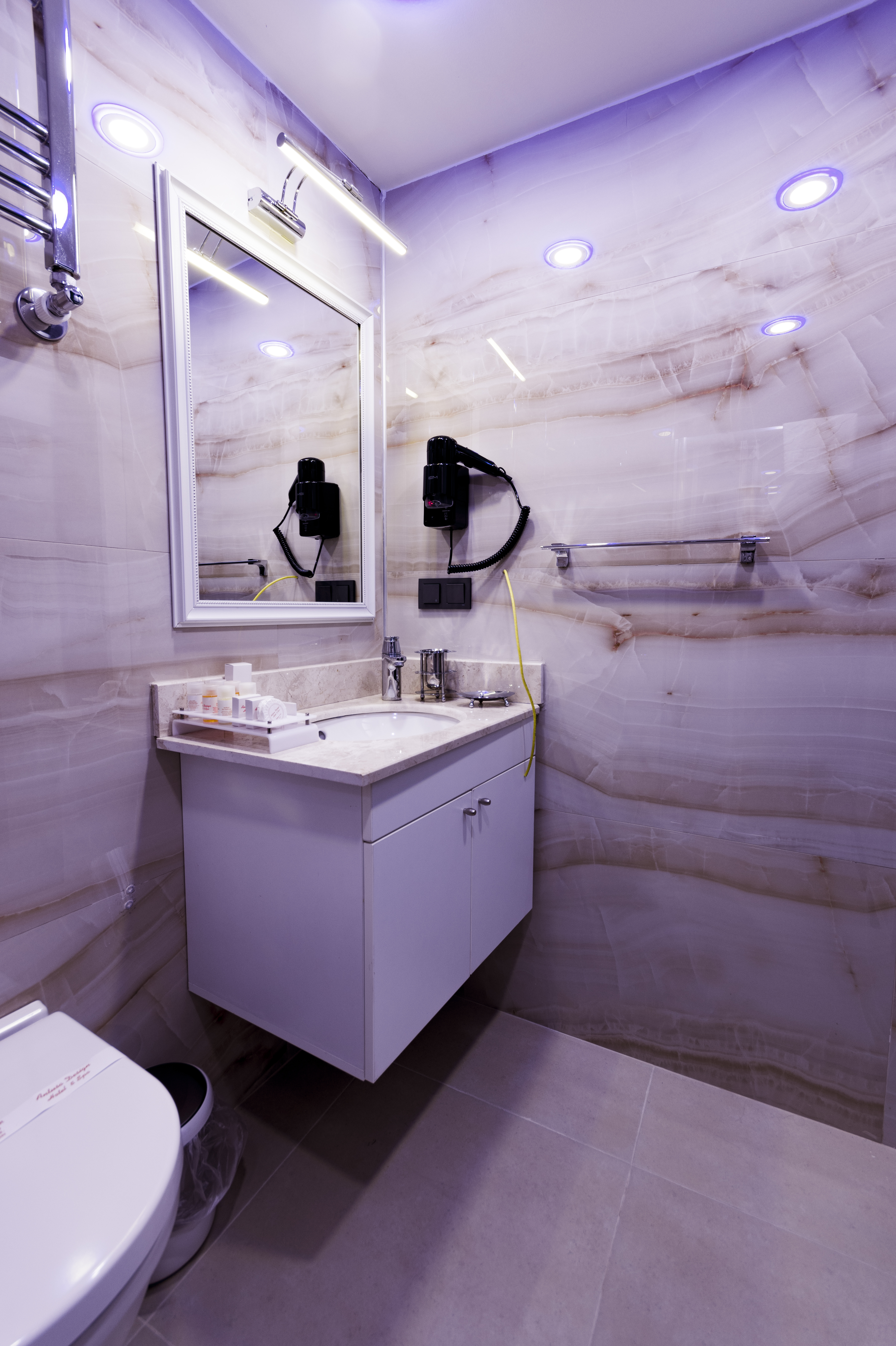 Double or Twin Superior