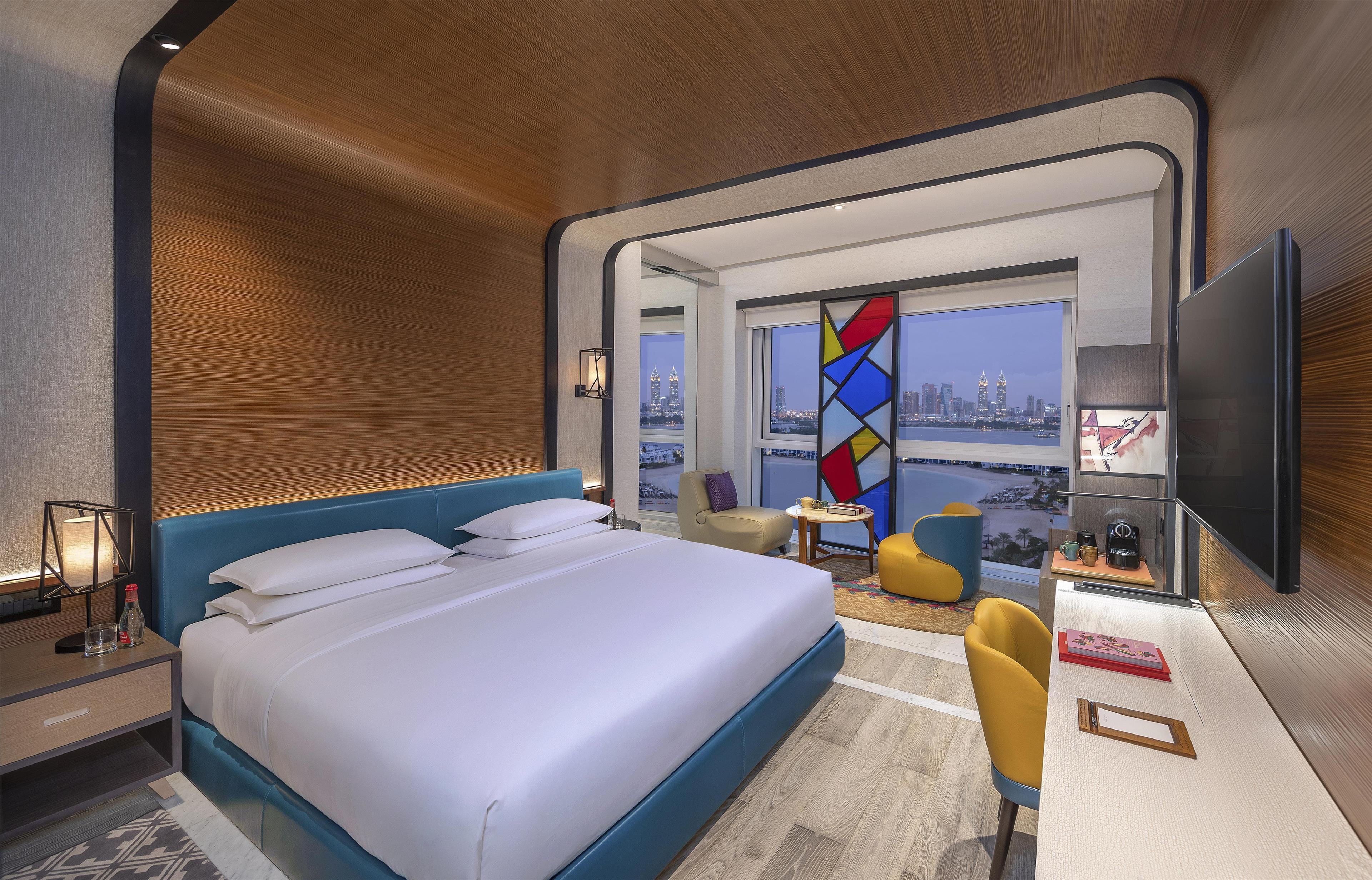 Double Sea View King Bed
