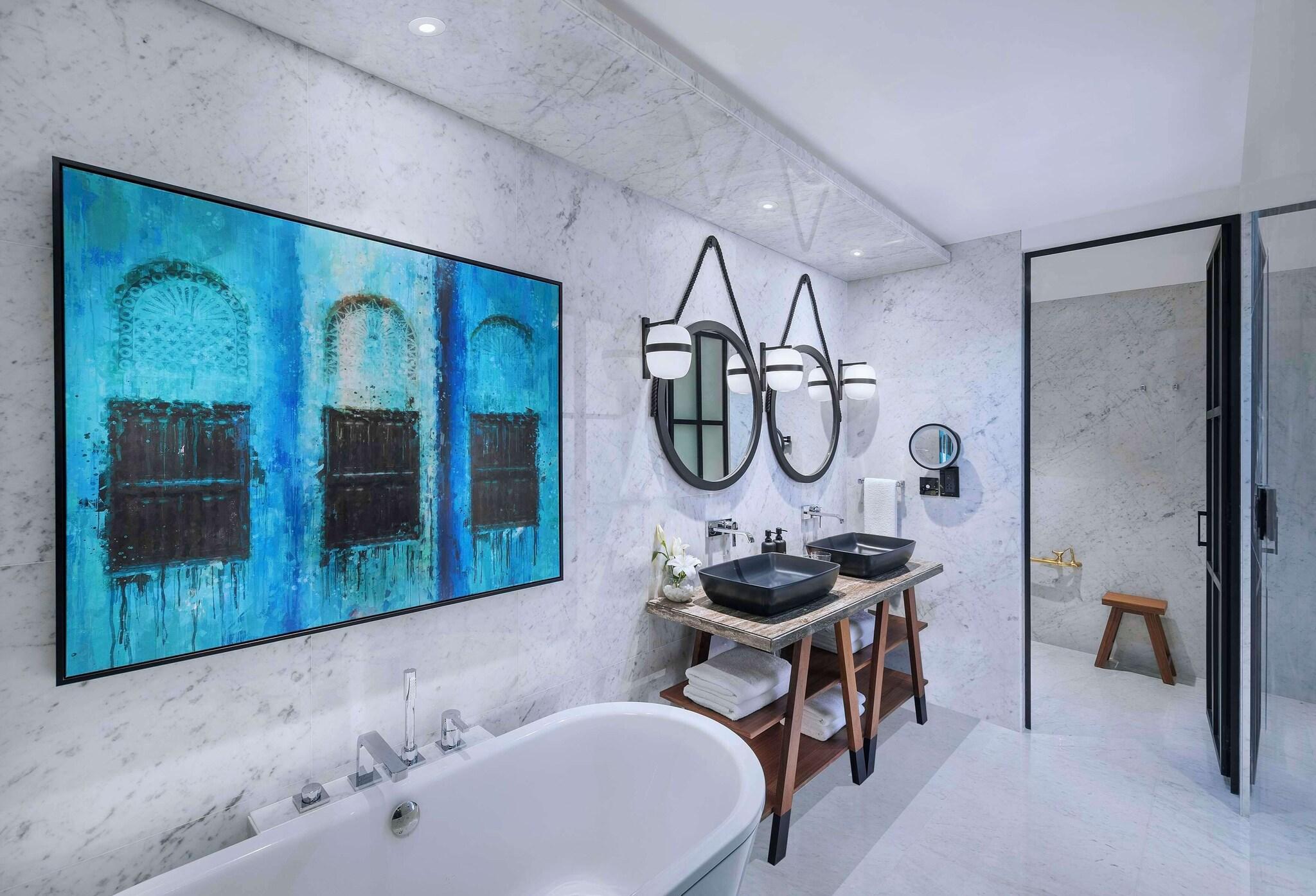 Suite Deluxe King Bed