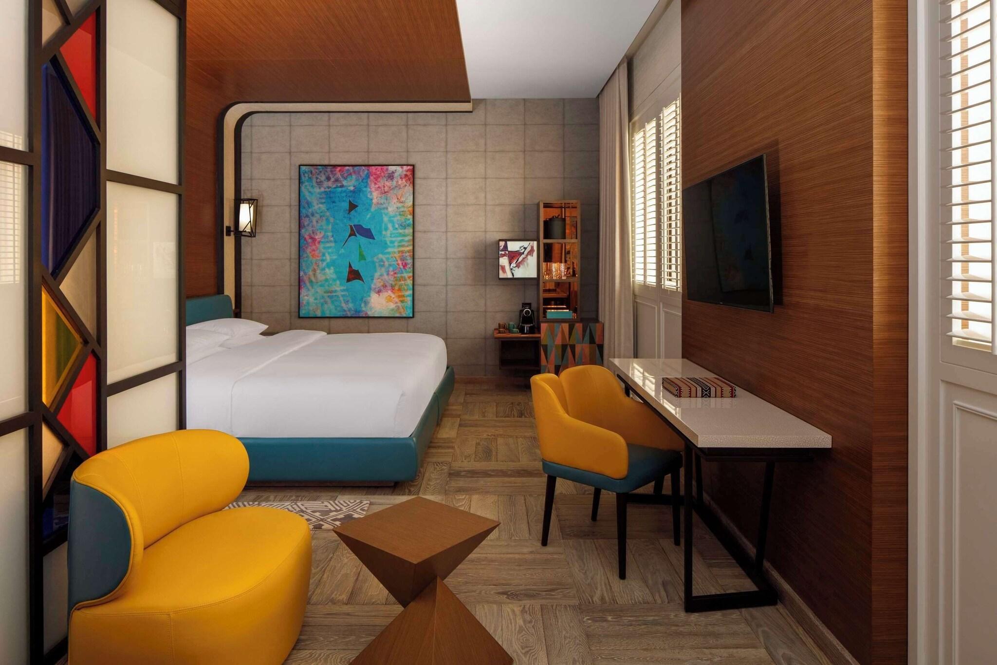 Double Deluxe King Bed