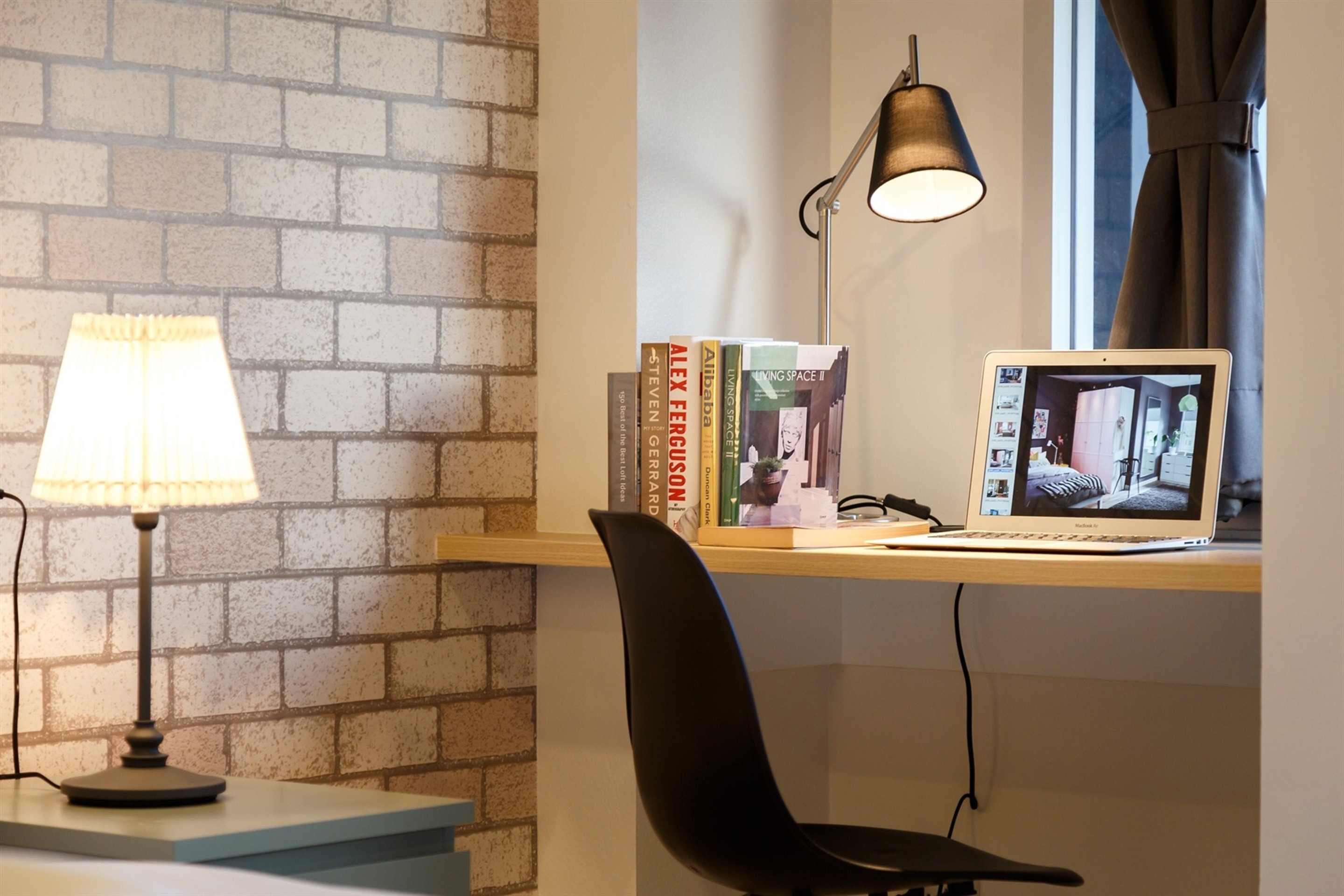 Double Deluxe King Bed