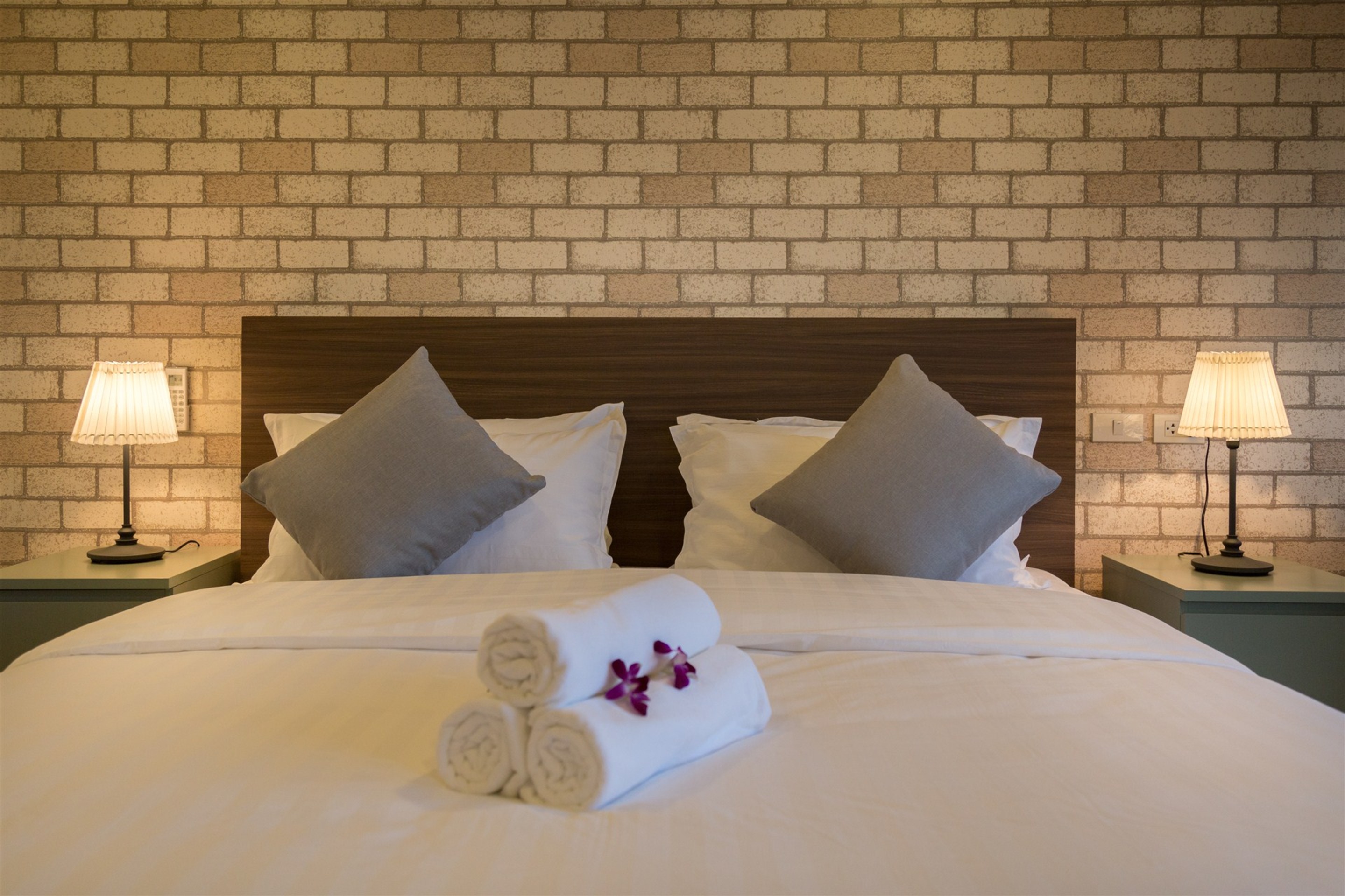 Double Deluxe King Bed