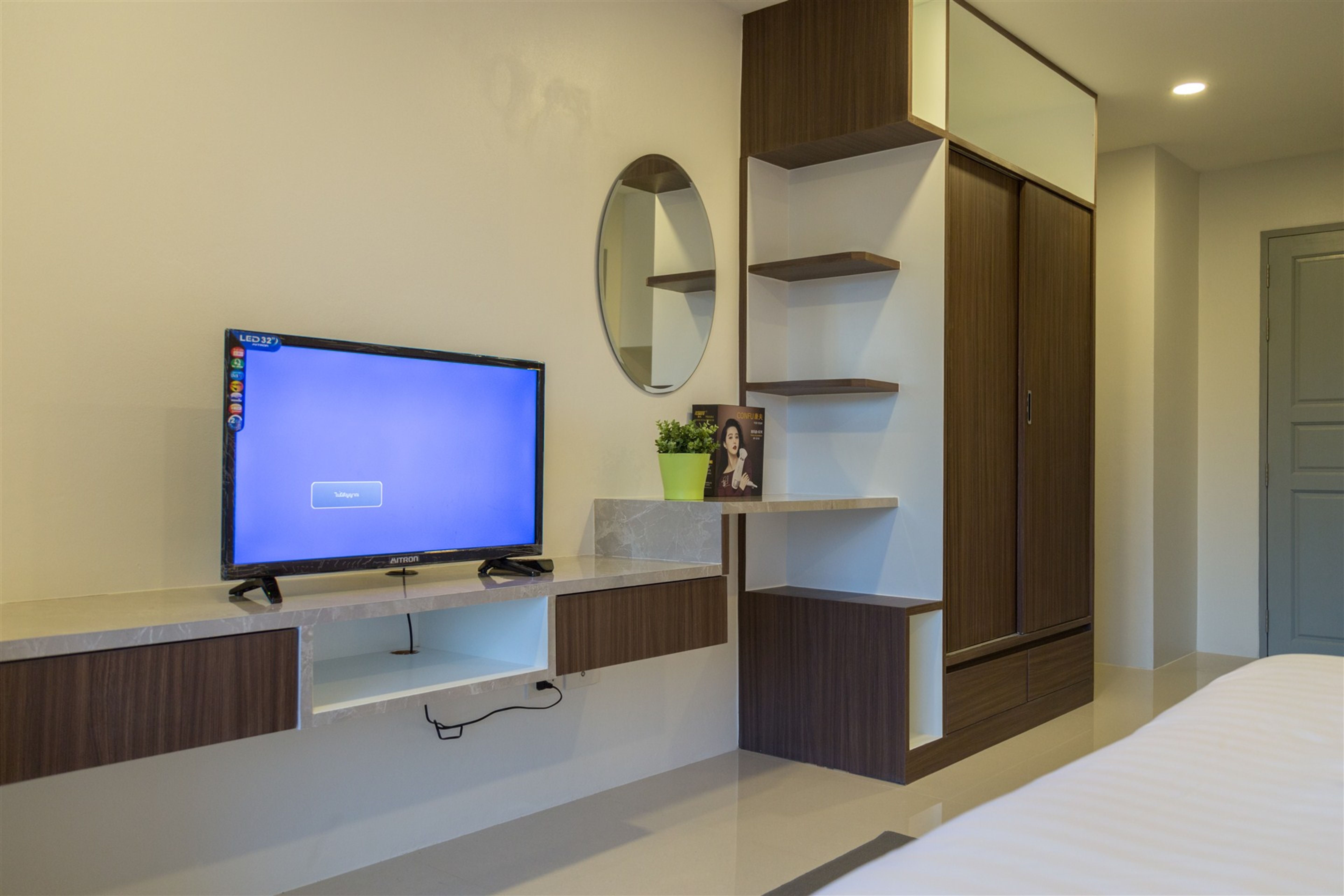 Double Deluxe King Bed