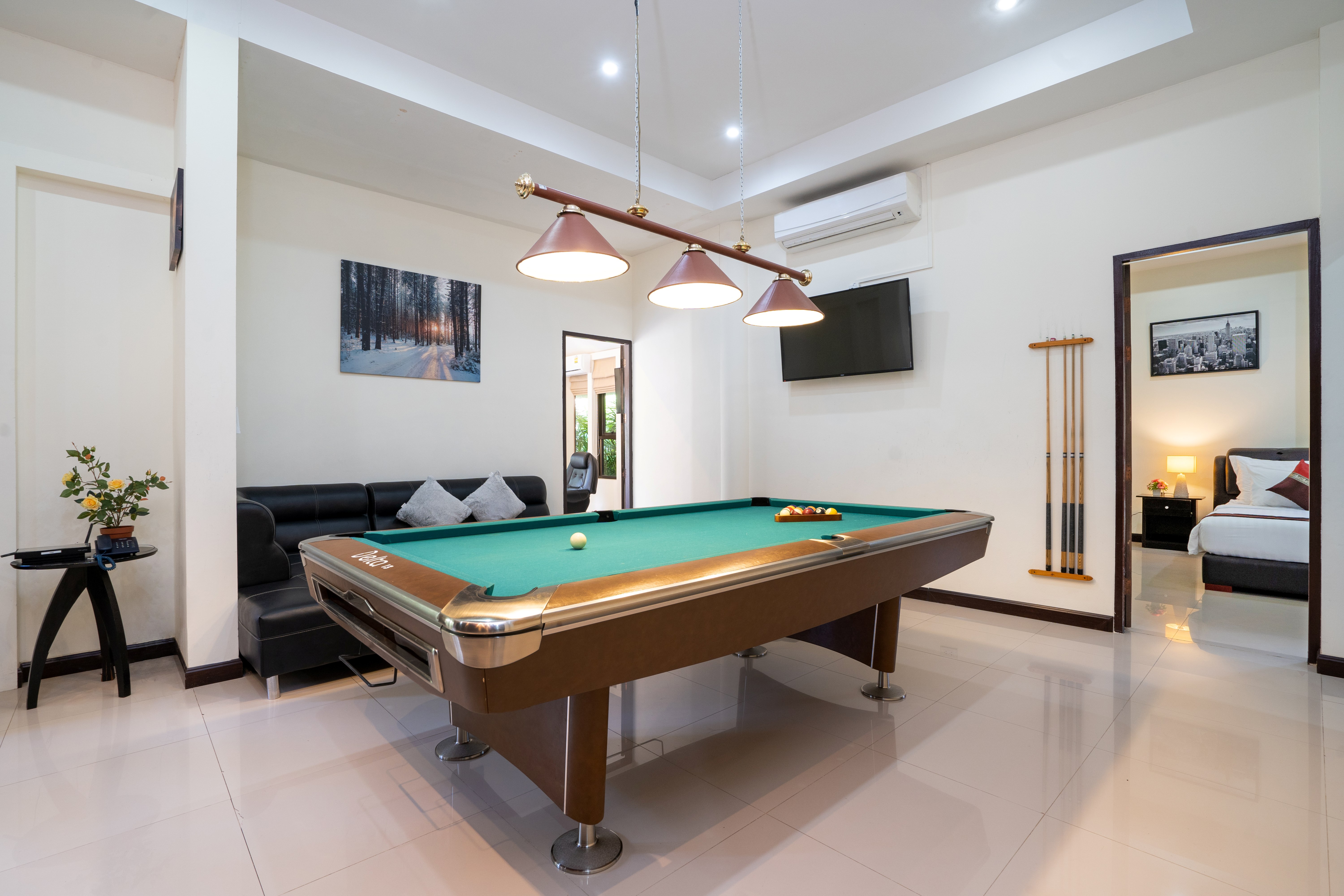 Villa Seven Bedrooms with Private Pool