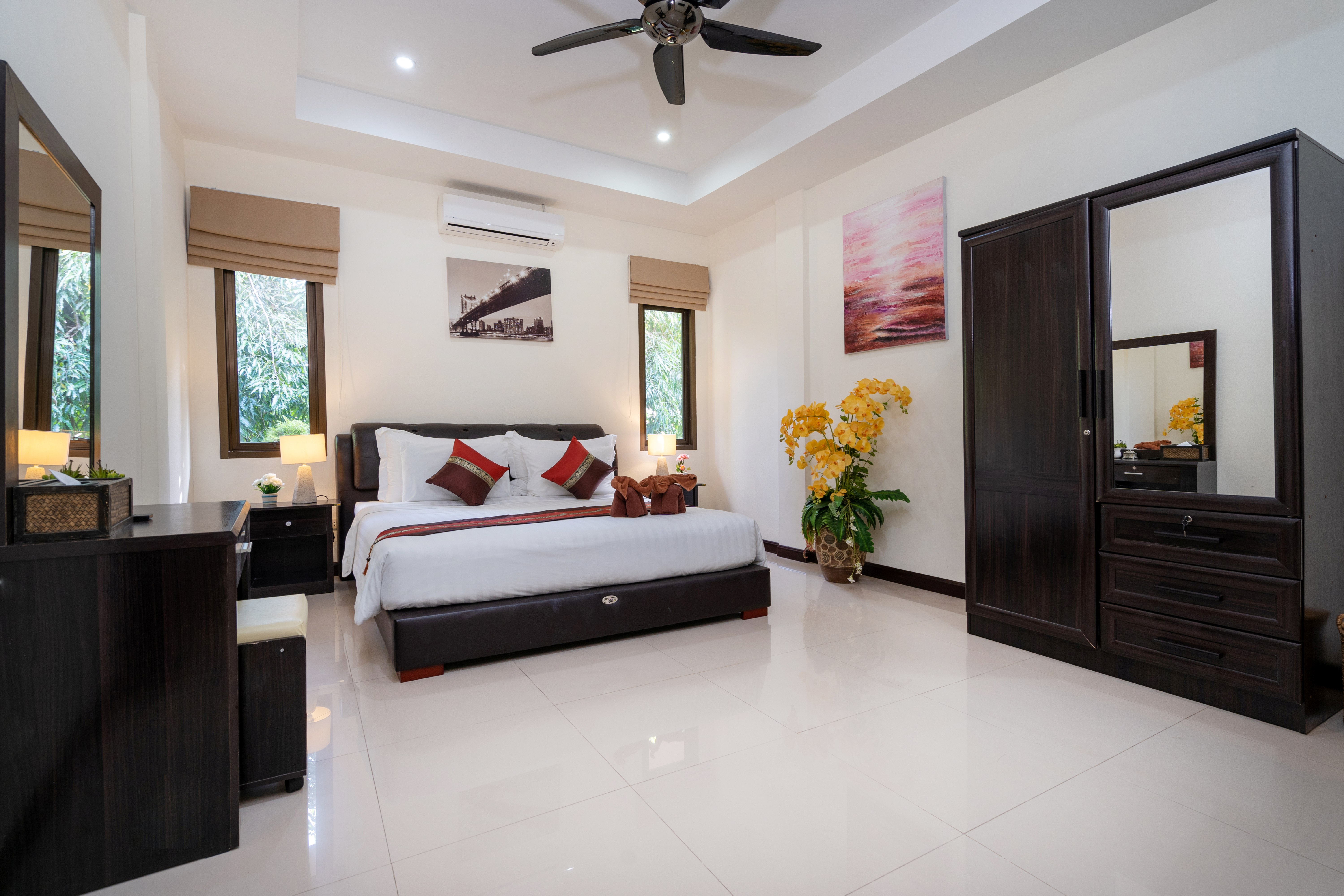 Villa Seven Bedrooms with Private Pool