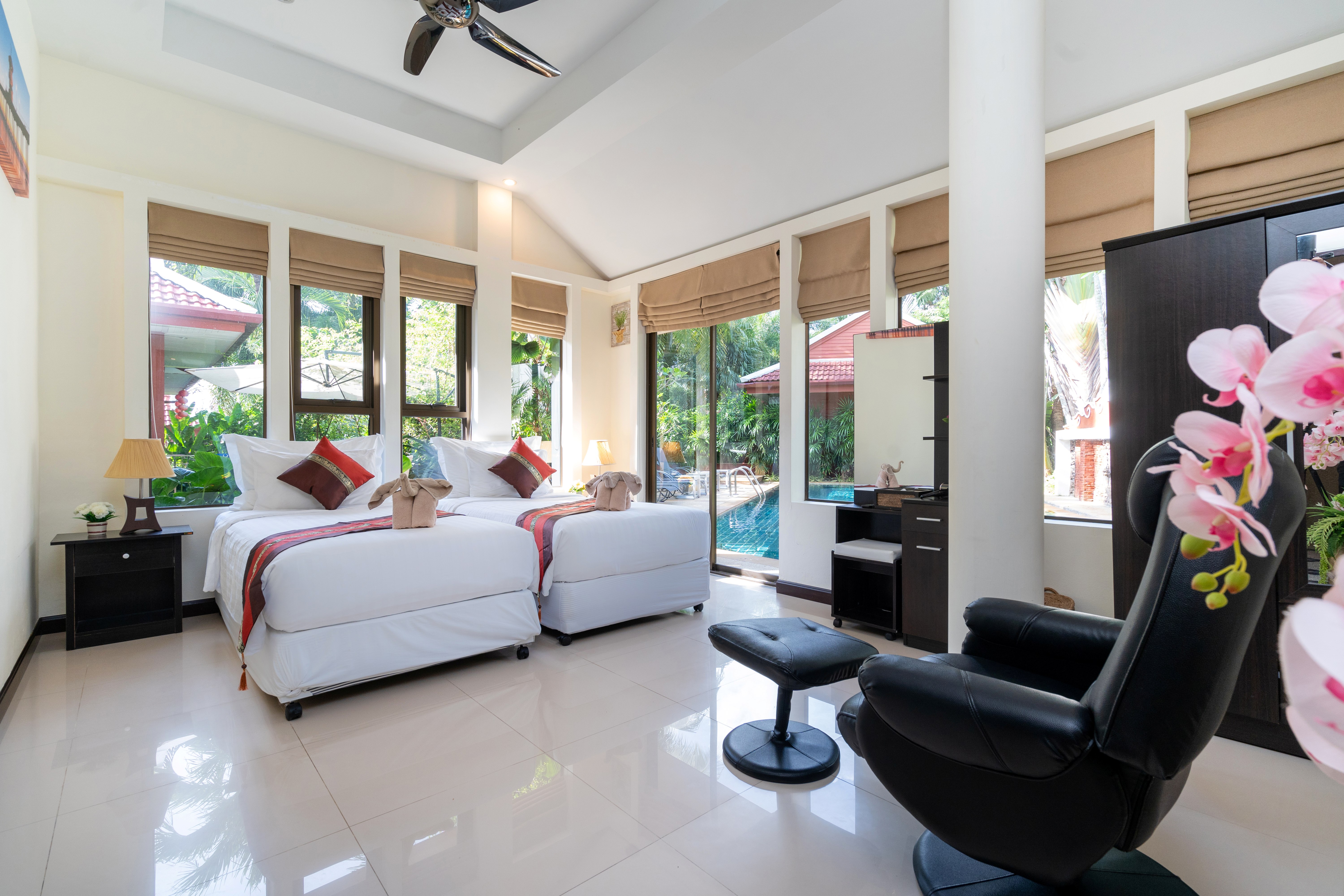 Villa Seven Bedrooms with Private Pool
