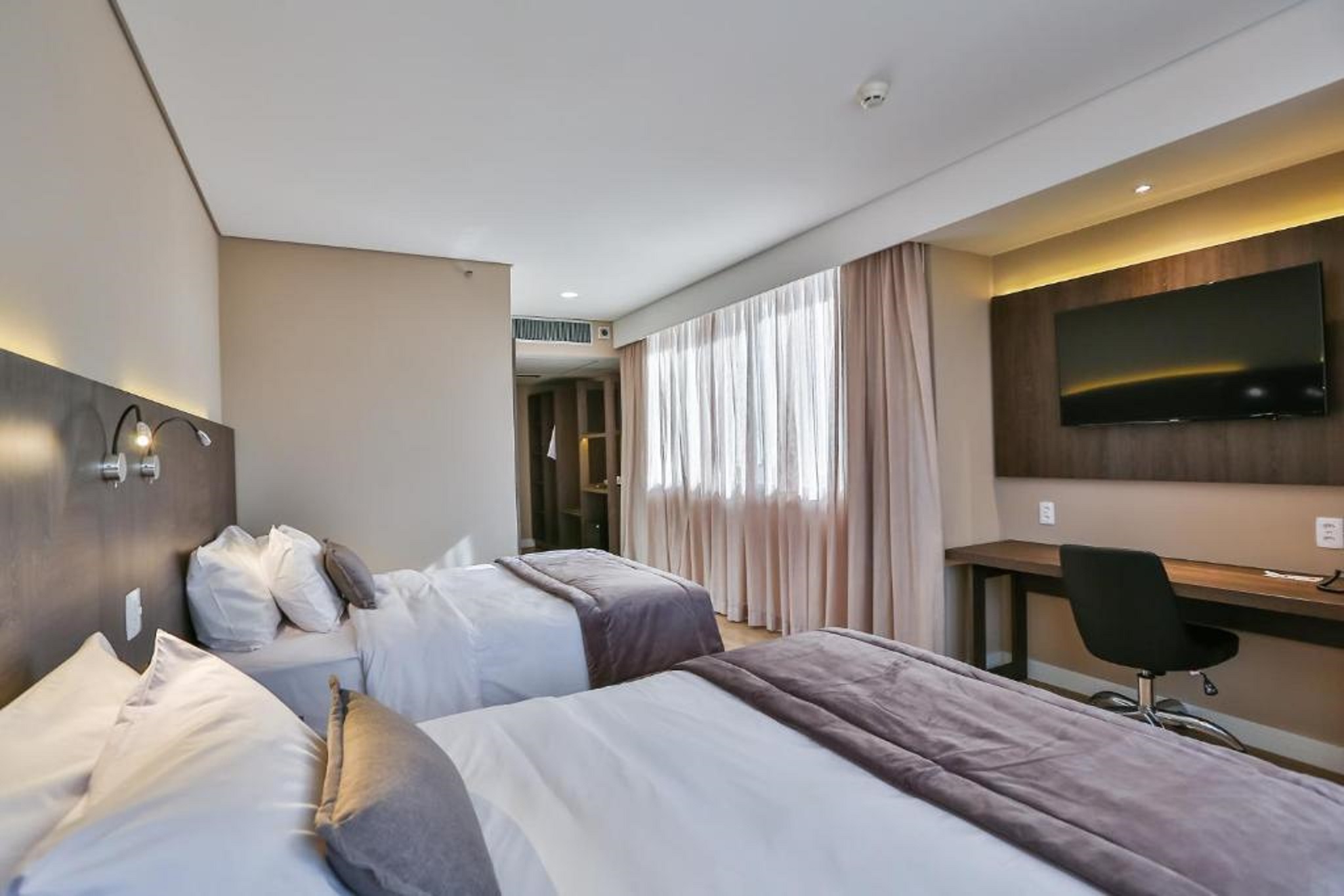 Double or Twin Superior