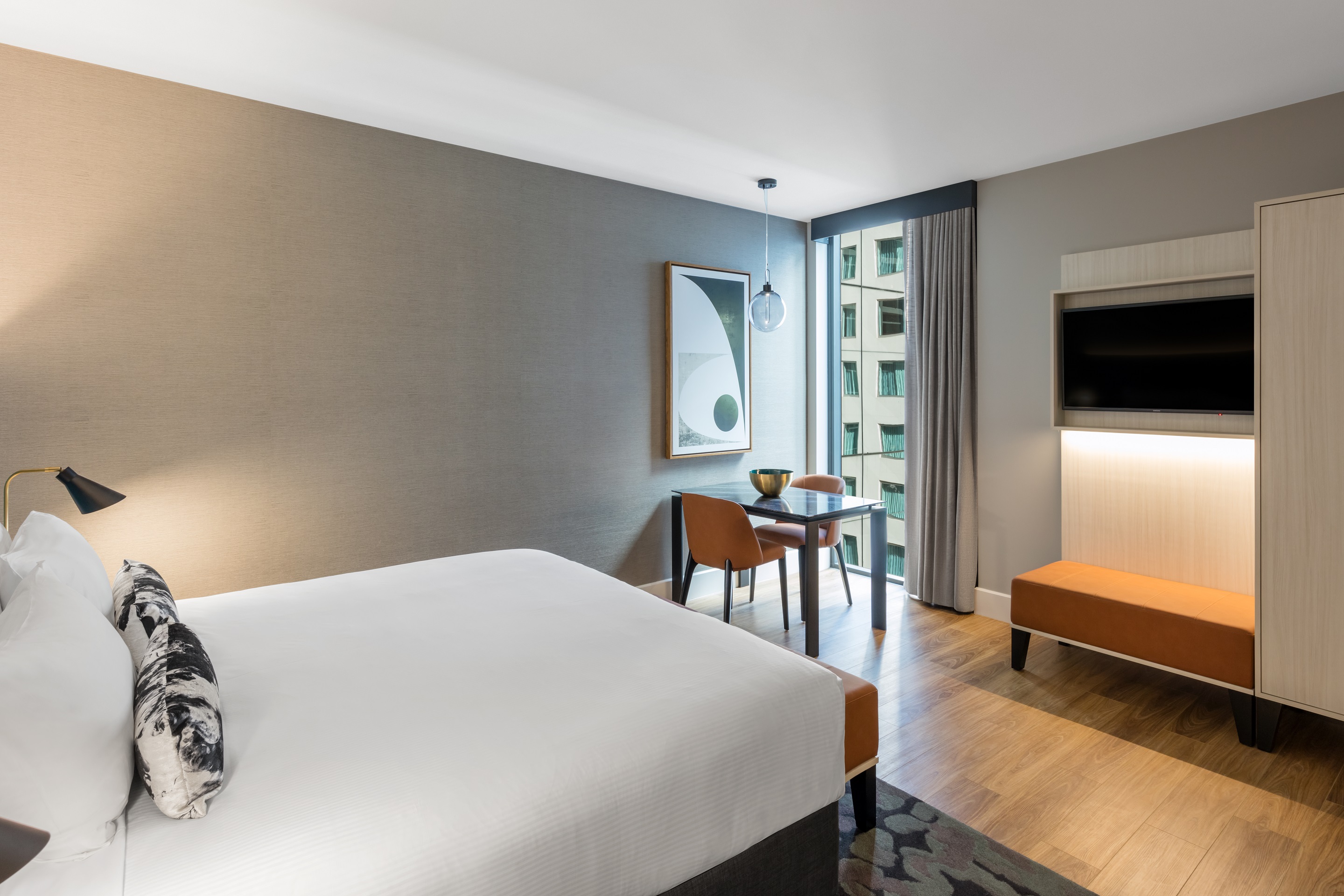 Studio Premier King Bed