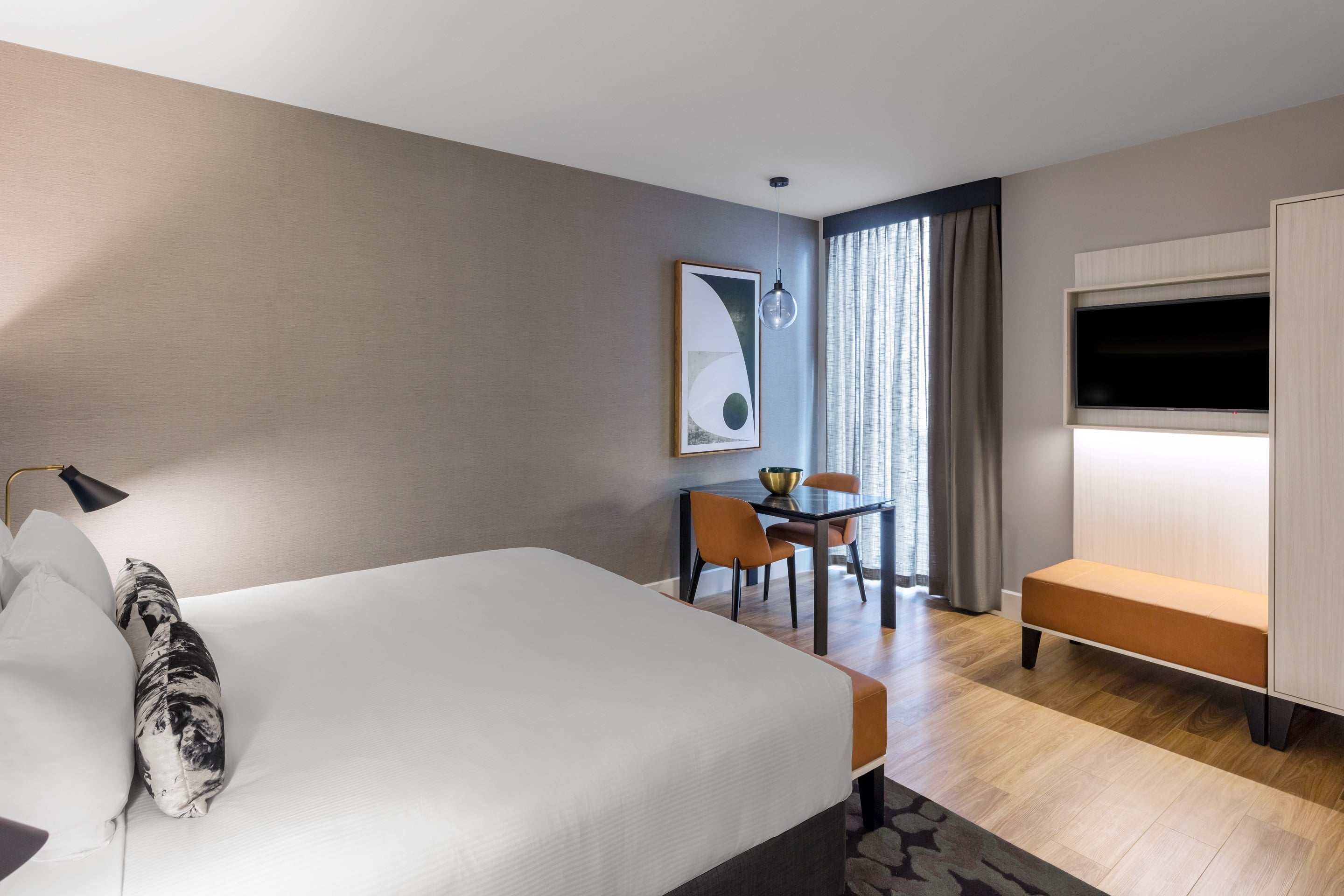 Studio Premier King Bed