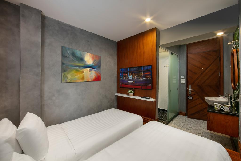 Double or Twin Standard