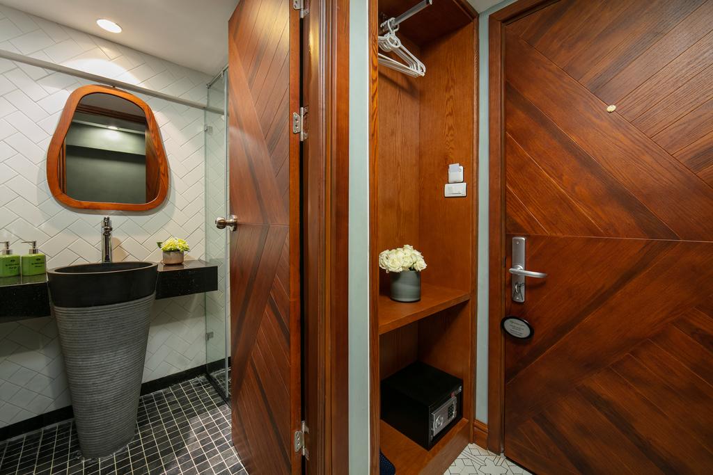 Double or Twin Executive