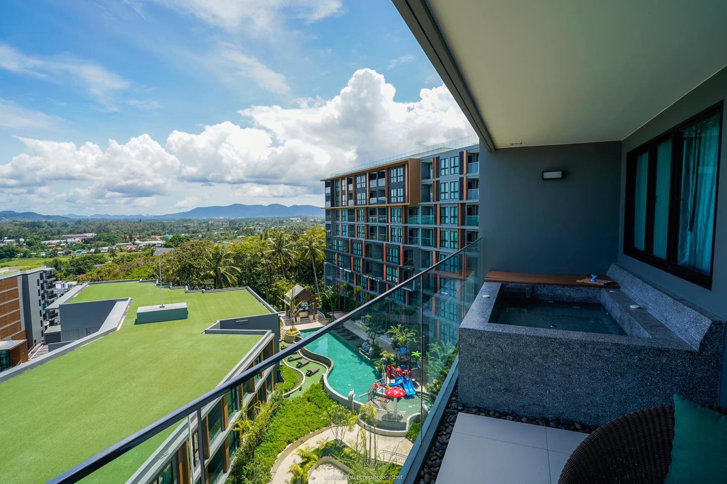 Double or Twin Deluxe with Private Pool