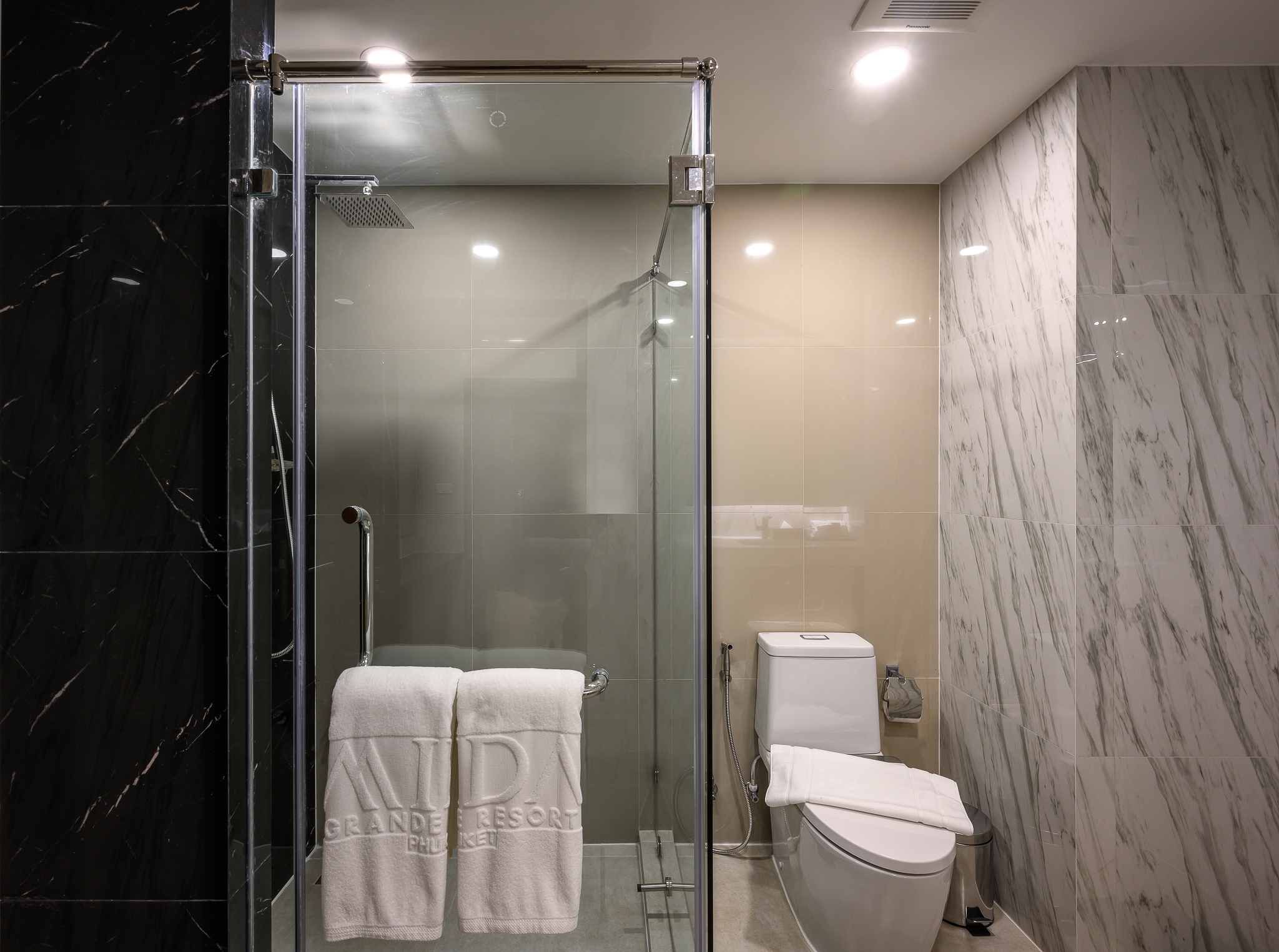 Suite Grand with Views