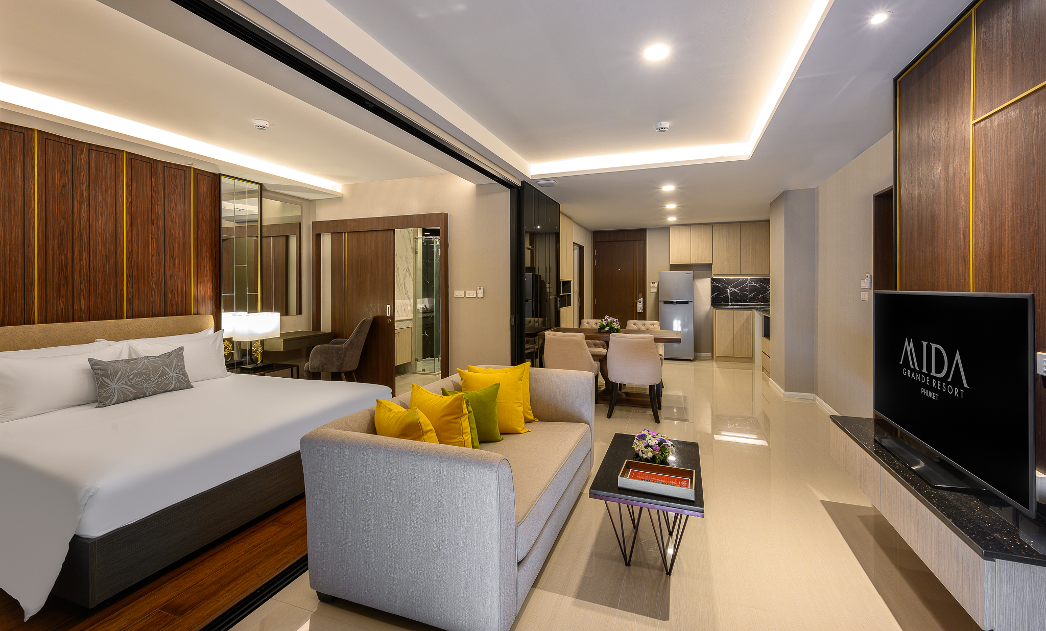 Suite Grand with Views