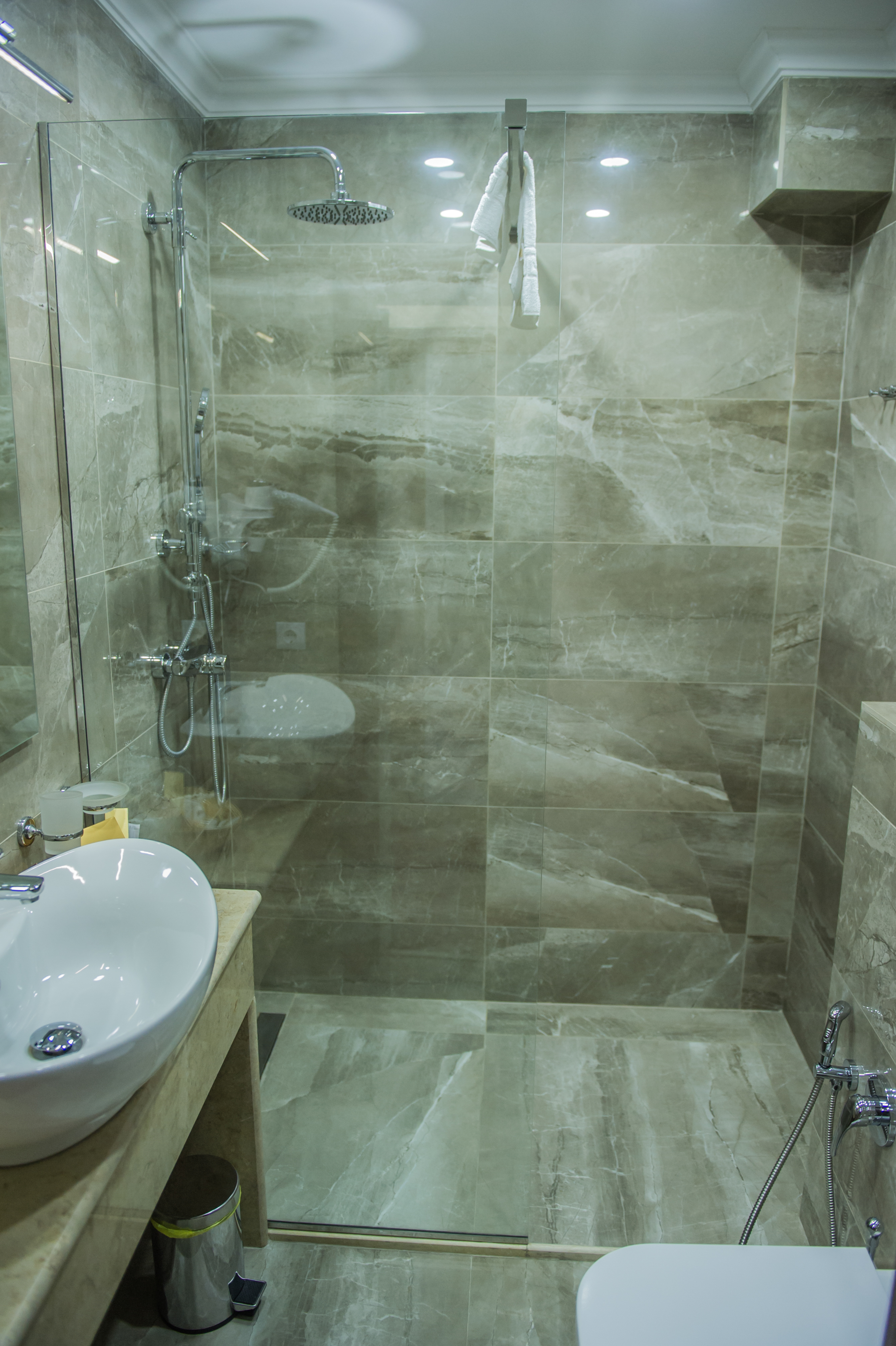 Double King Size Bed