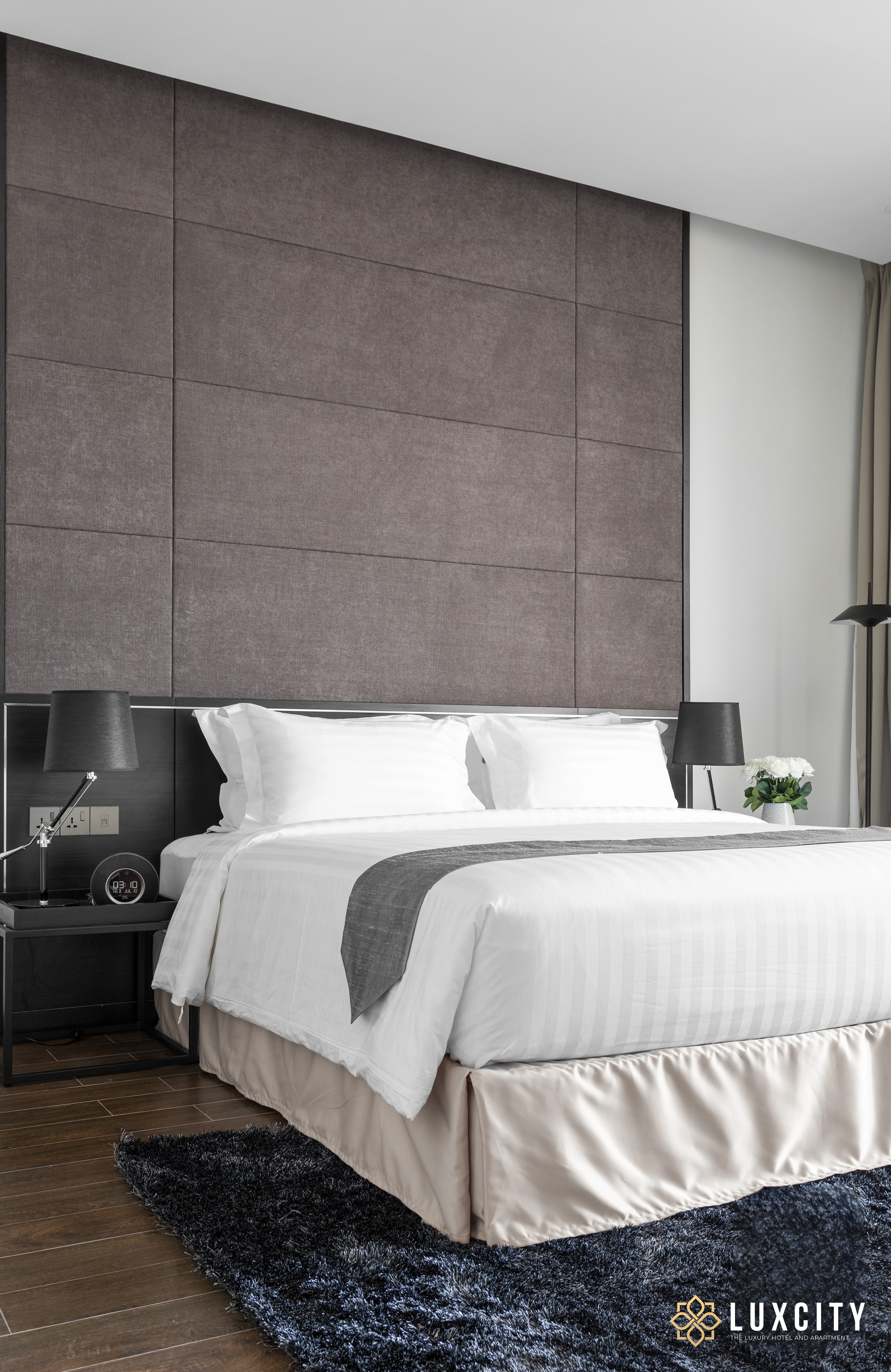 Double Deluxe Premier