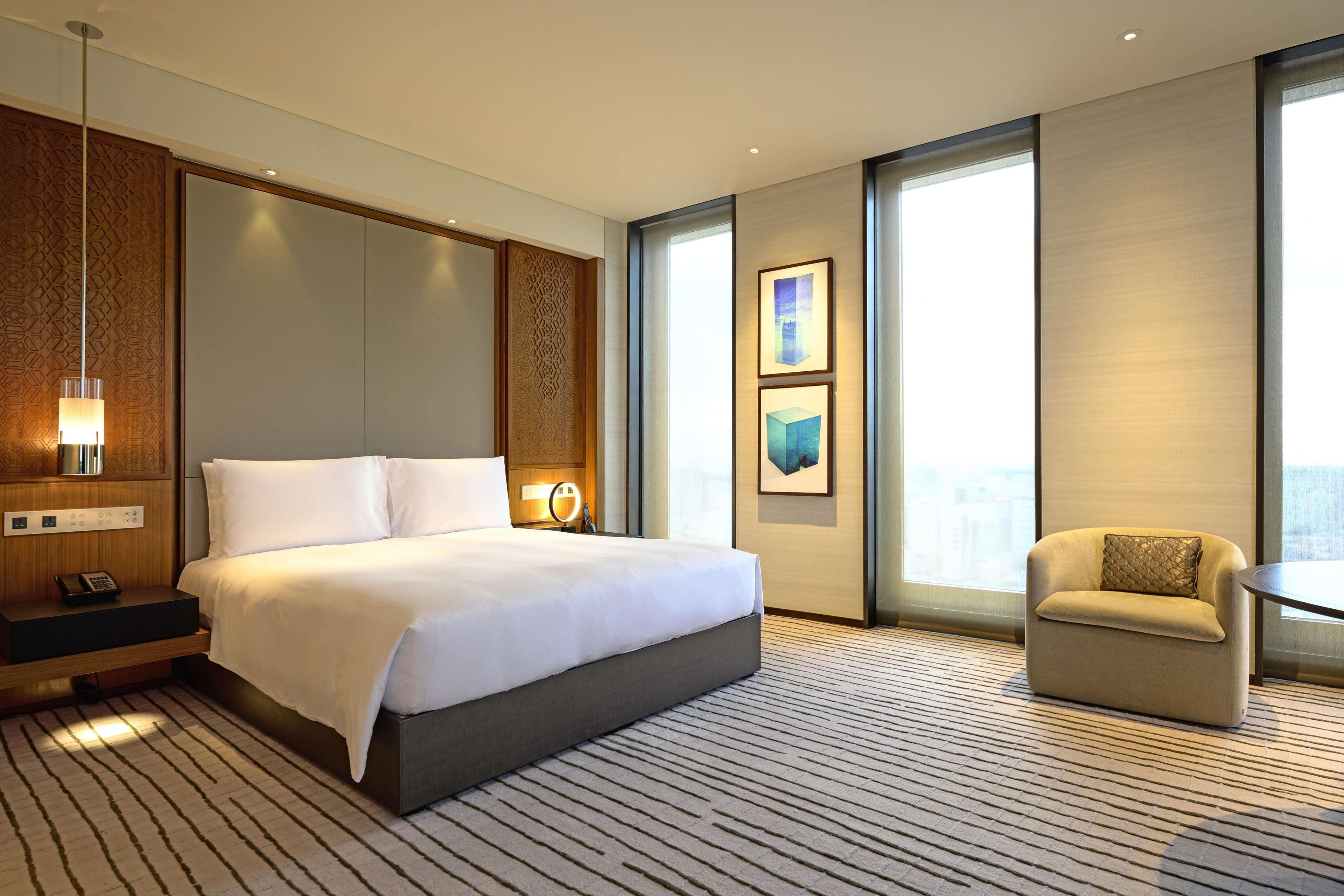 Room City View King Bed