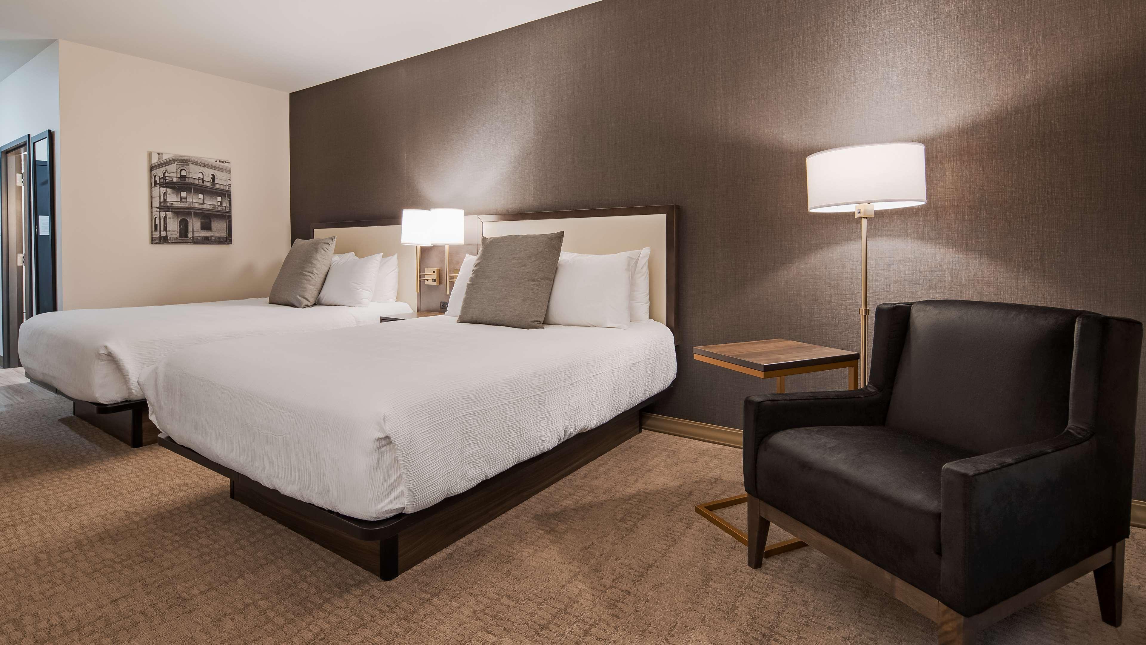 Suite Two Queen Beds