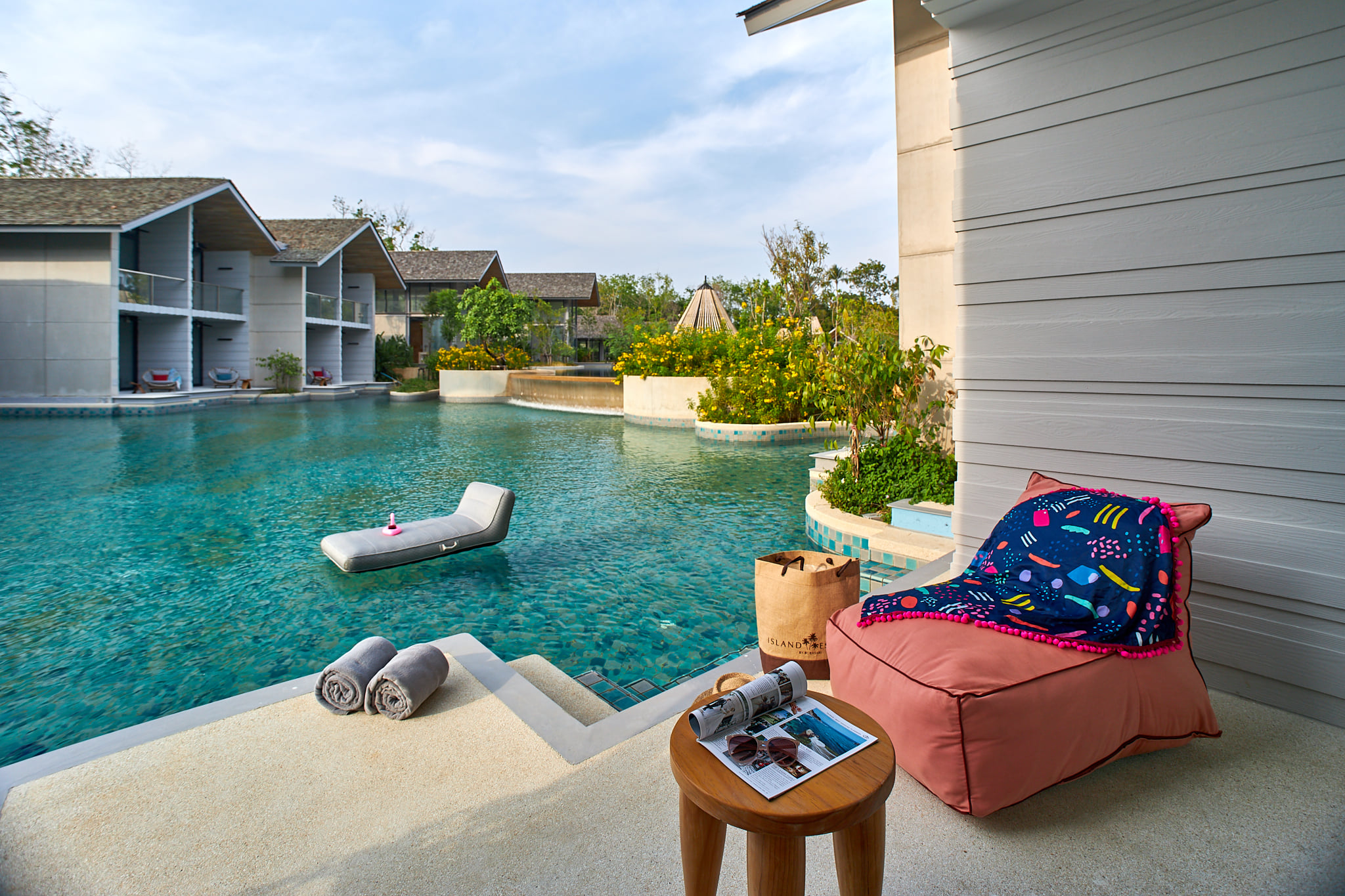 Double Deluxe Pool View