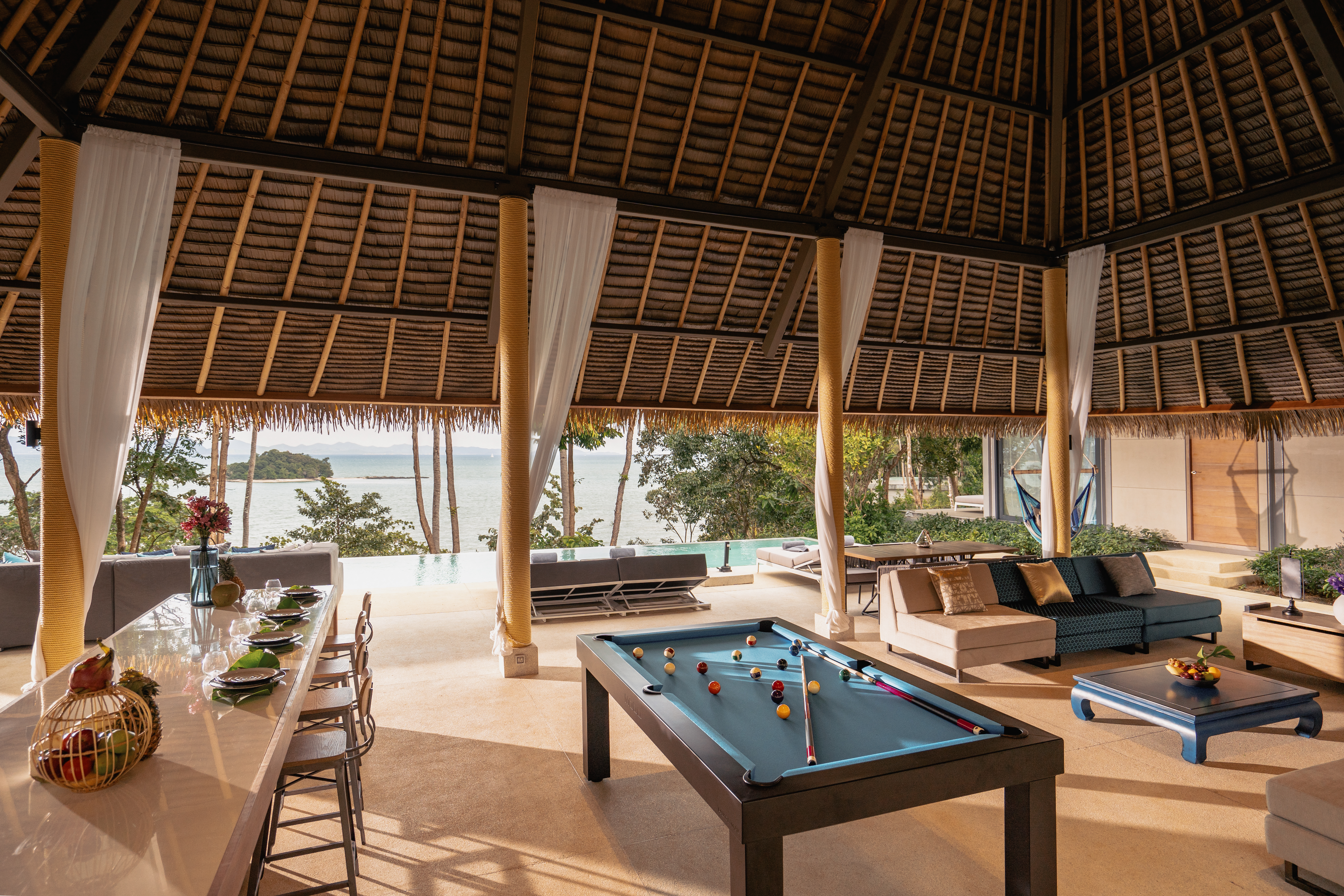 Villa Four Bedrooms with Private Pool