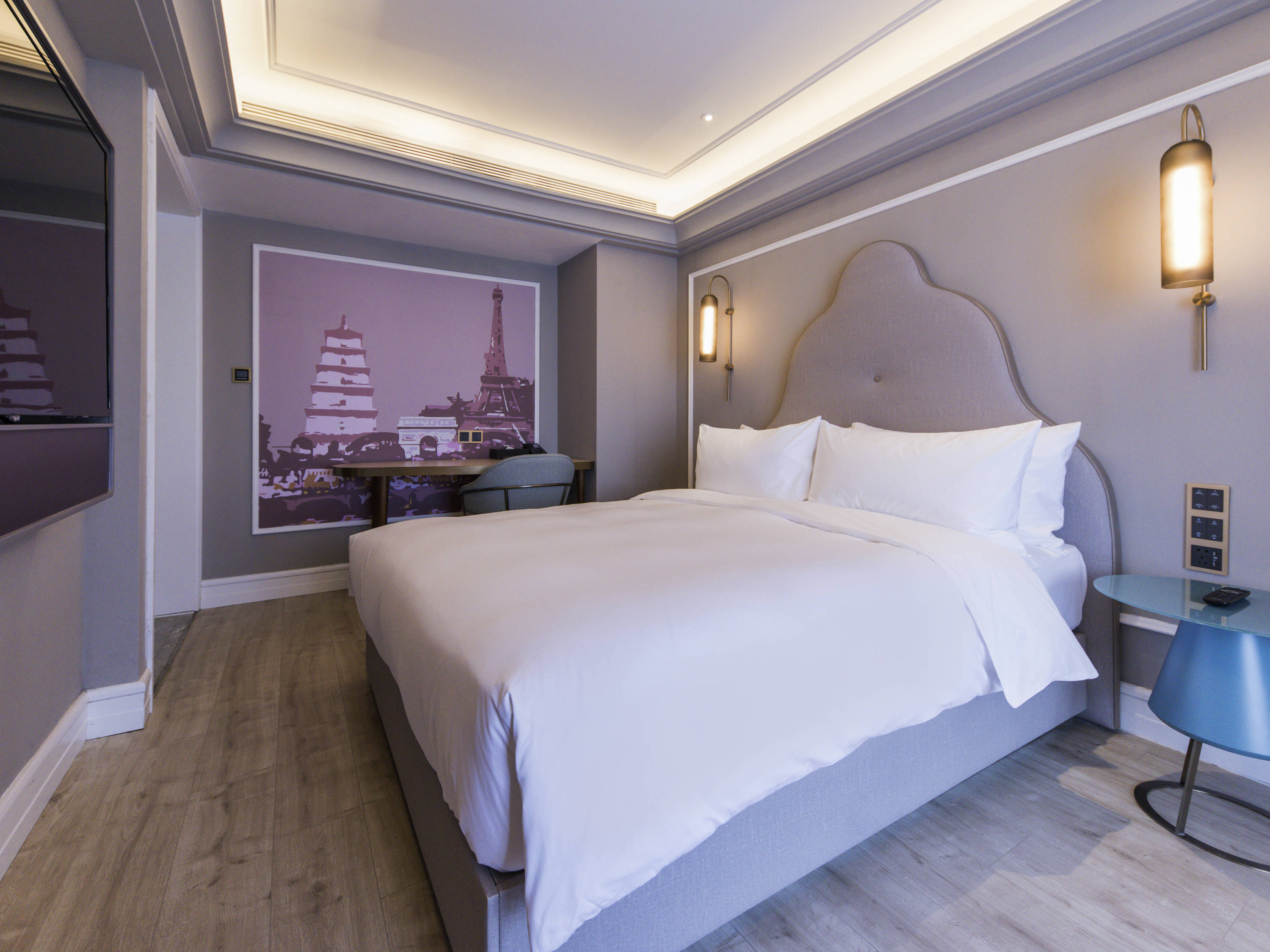 Double Superior Queen Bed