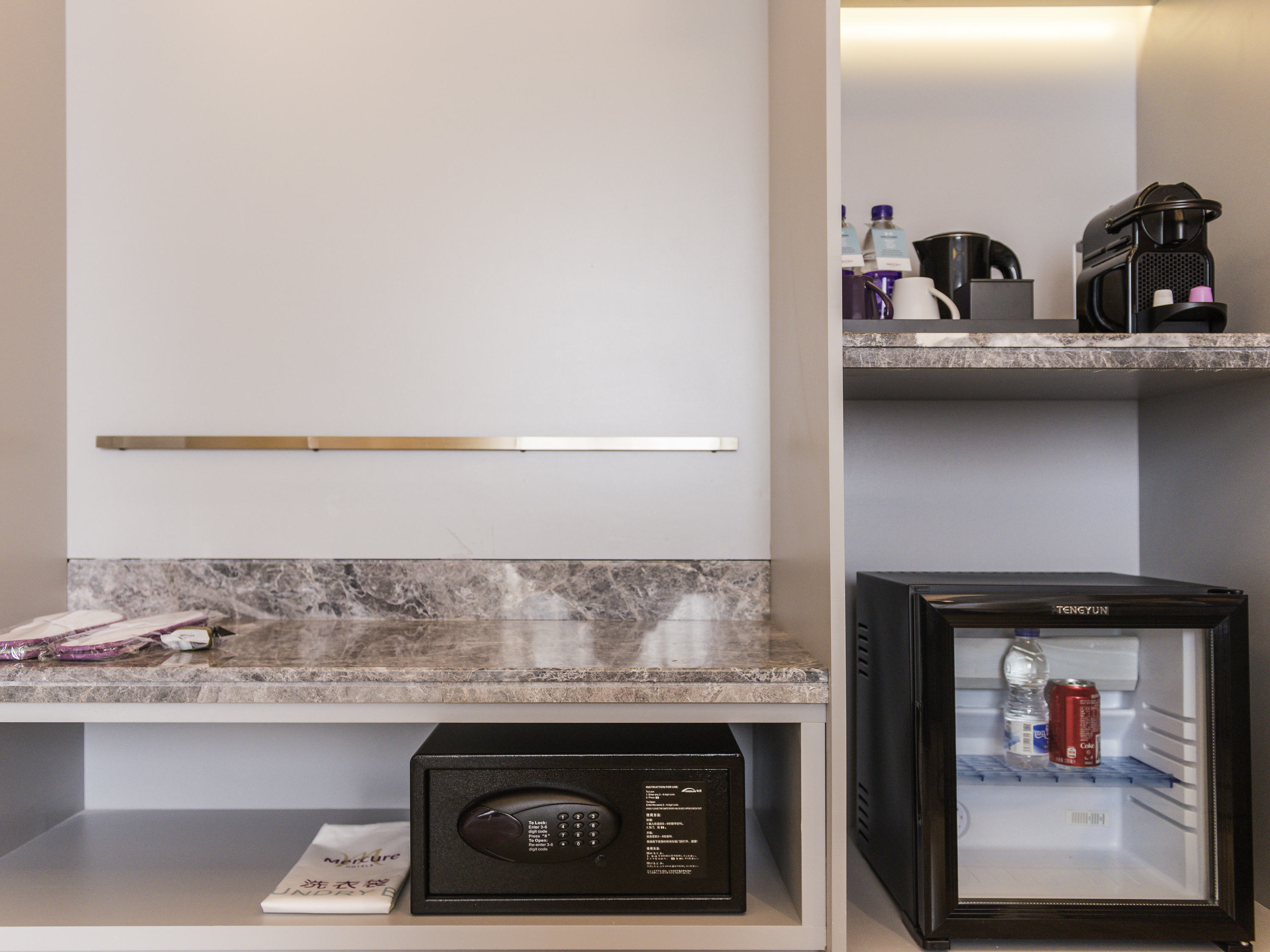 Double Deluxe King Bed