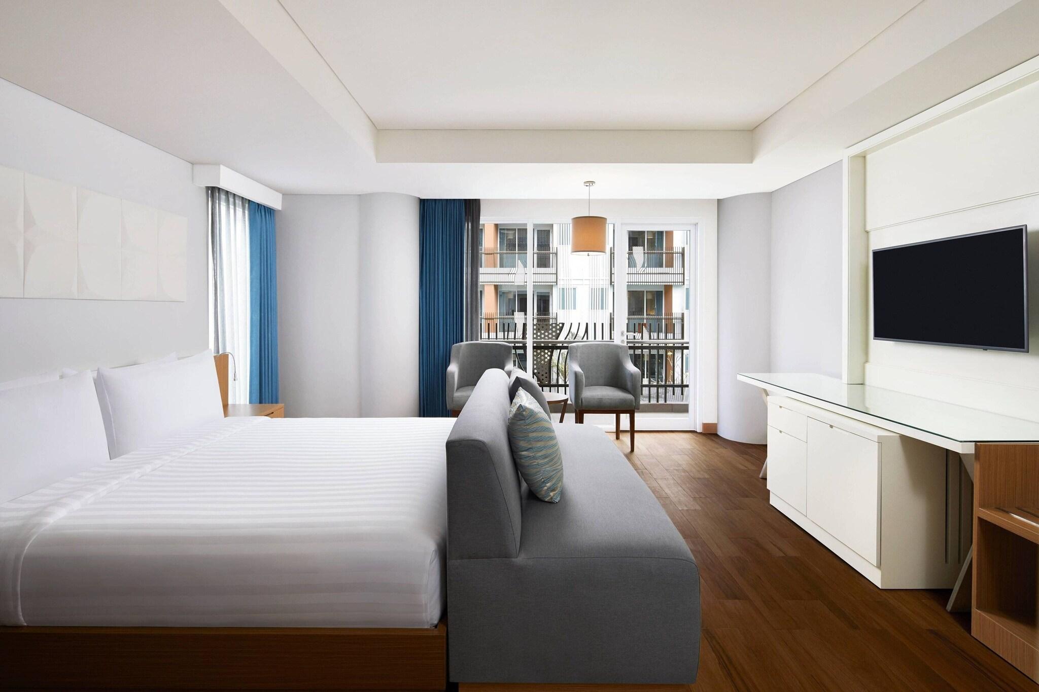 Double Queen Size Bed