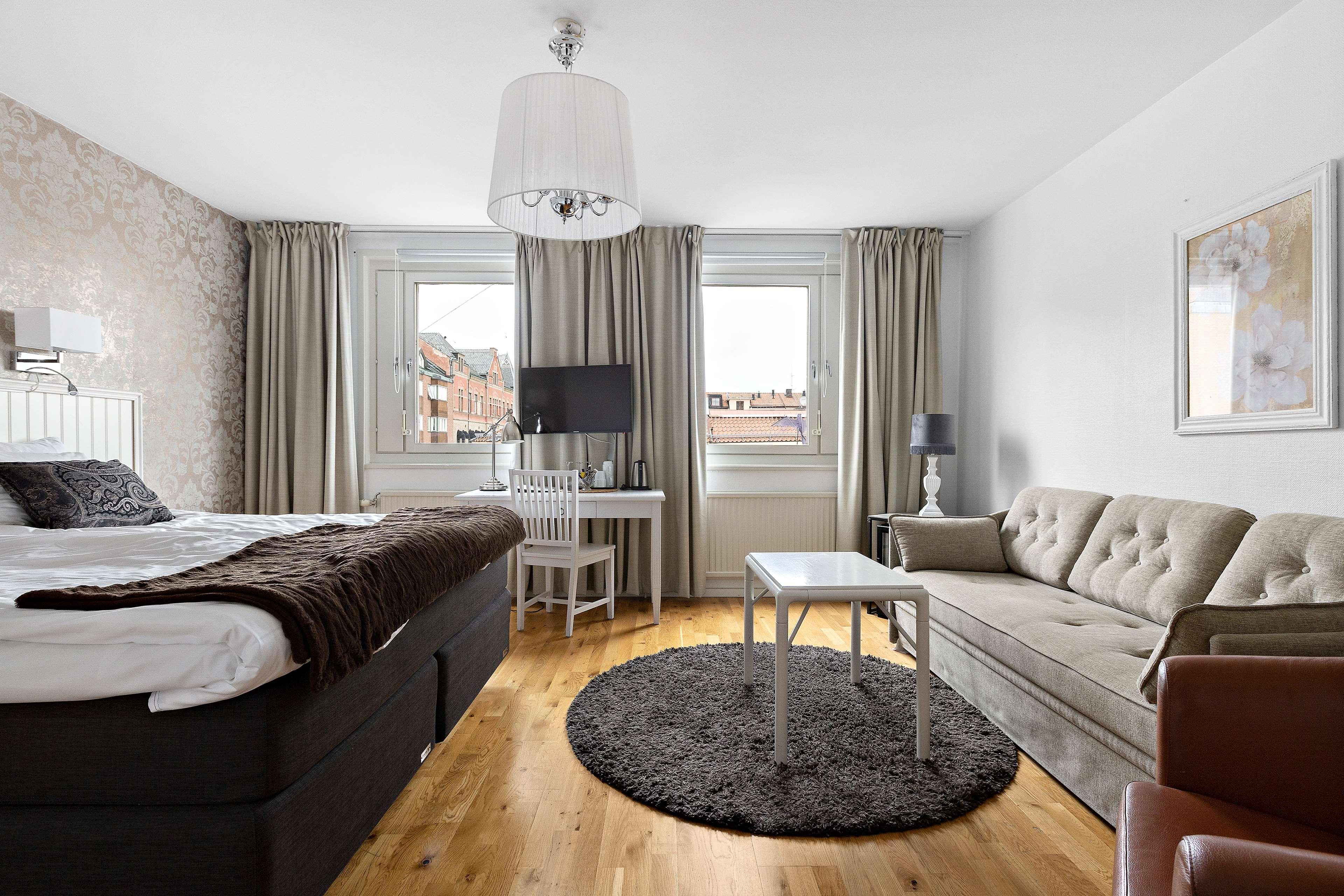 Family Room Standard