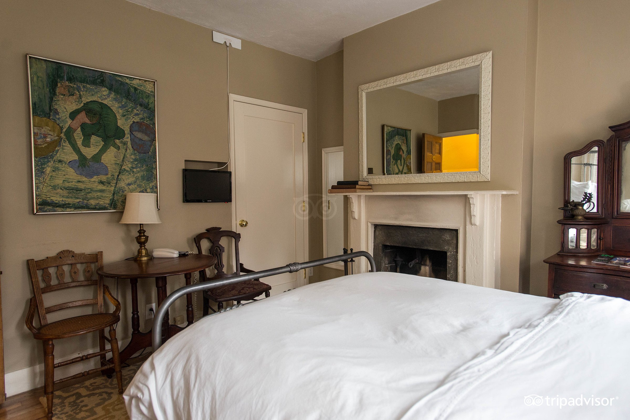 Studio Premier City View