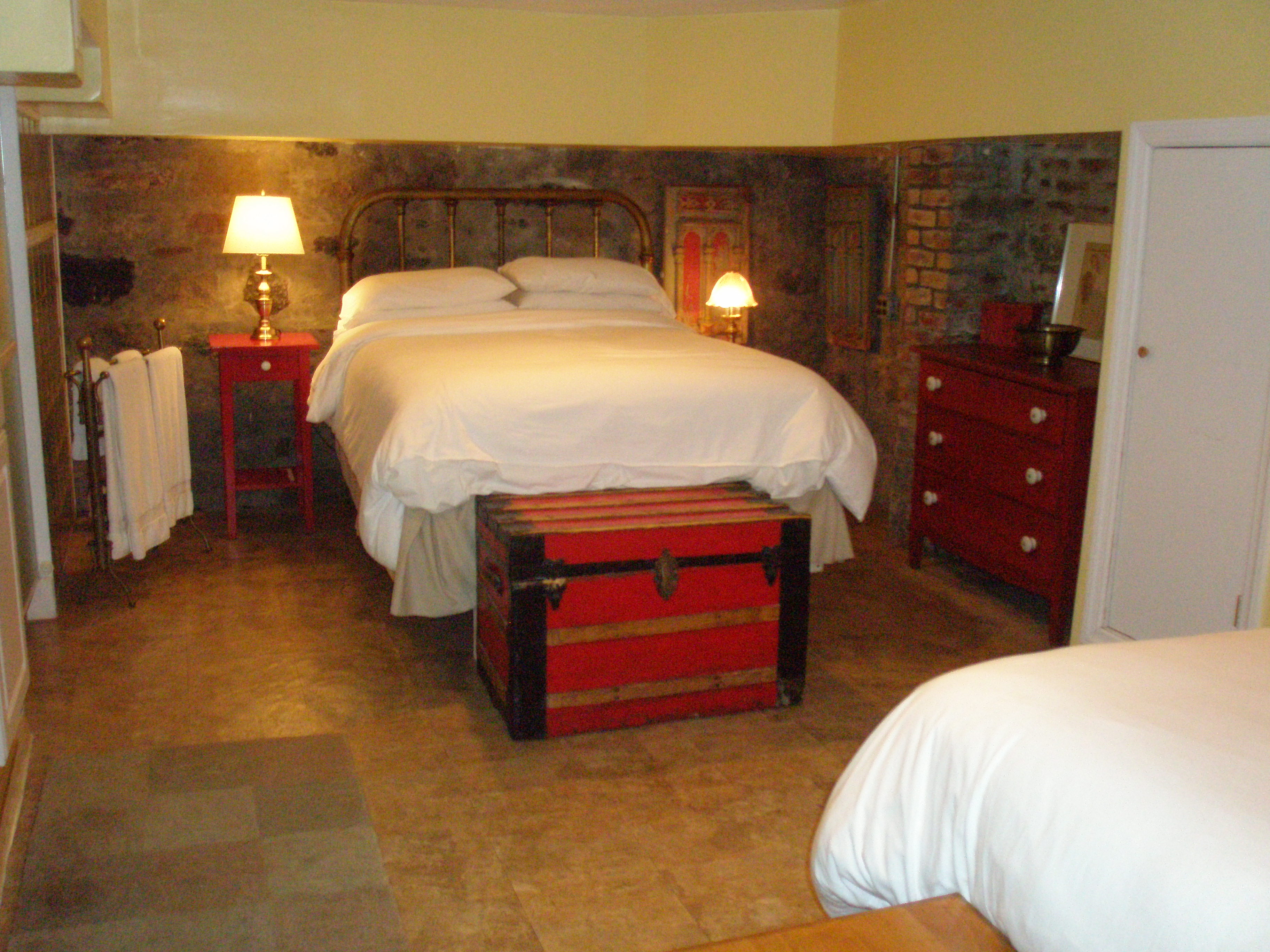 Studio Two Double Beds