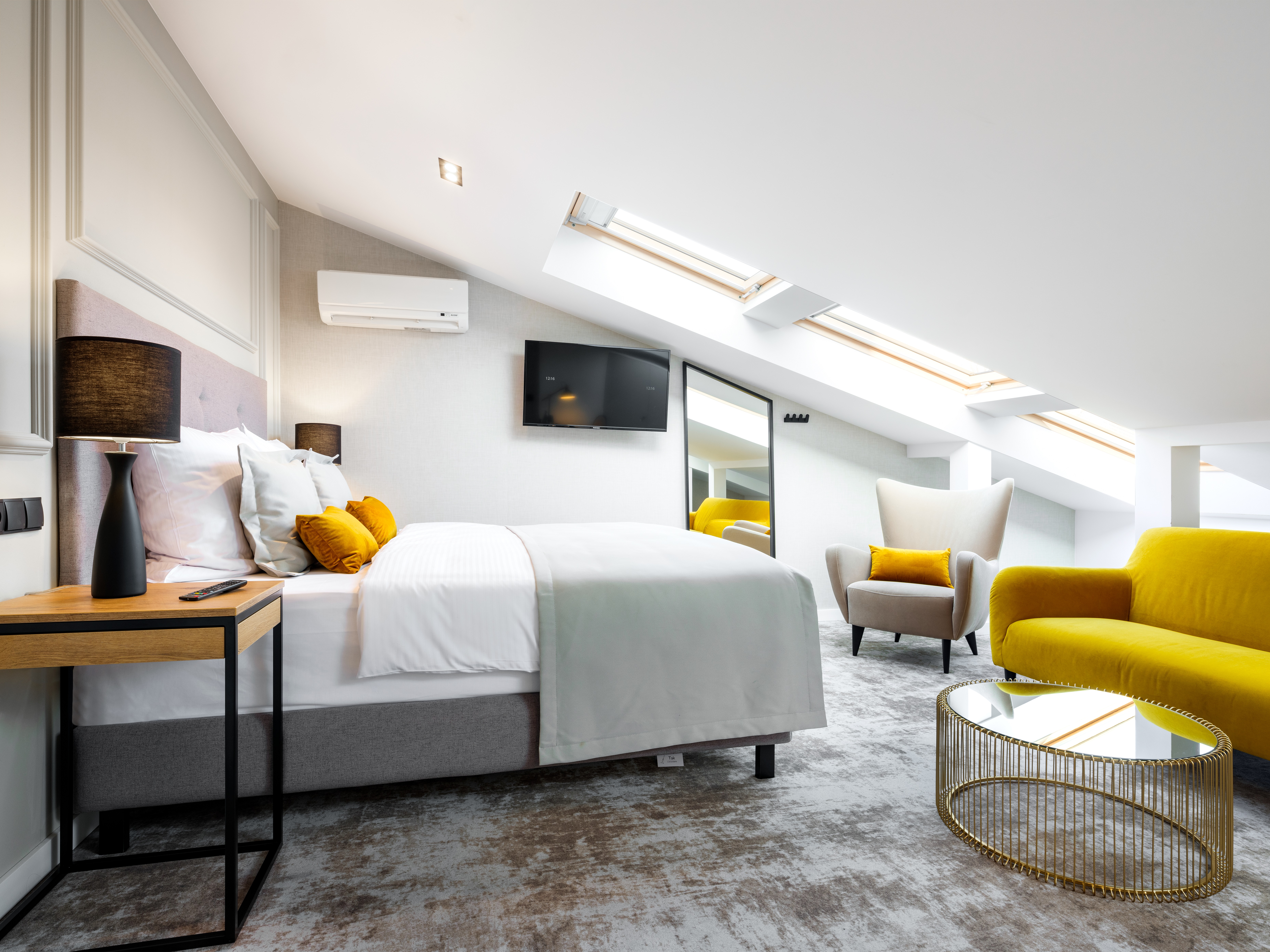 Double or Twin Standard