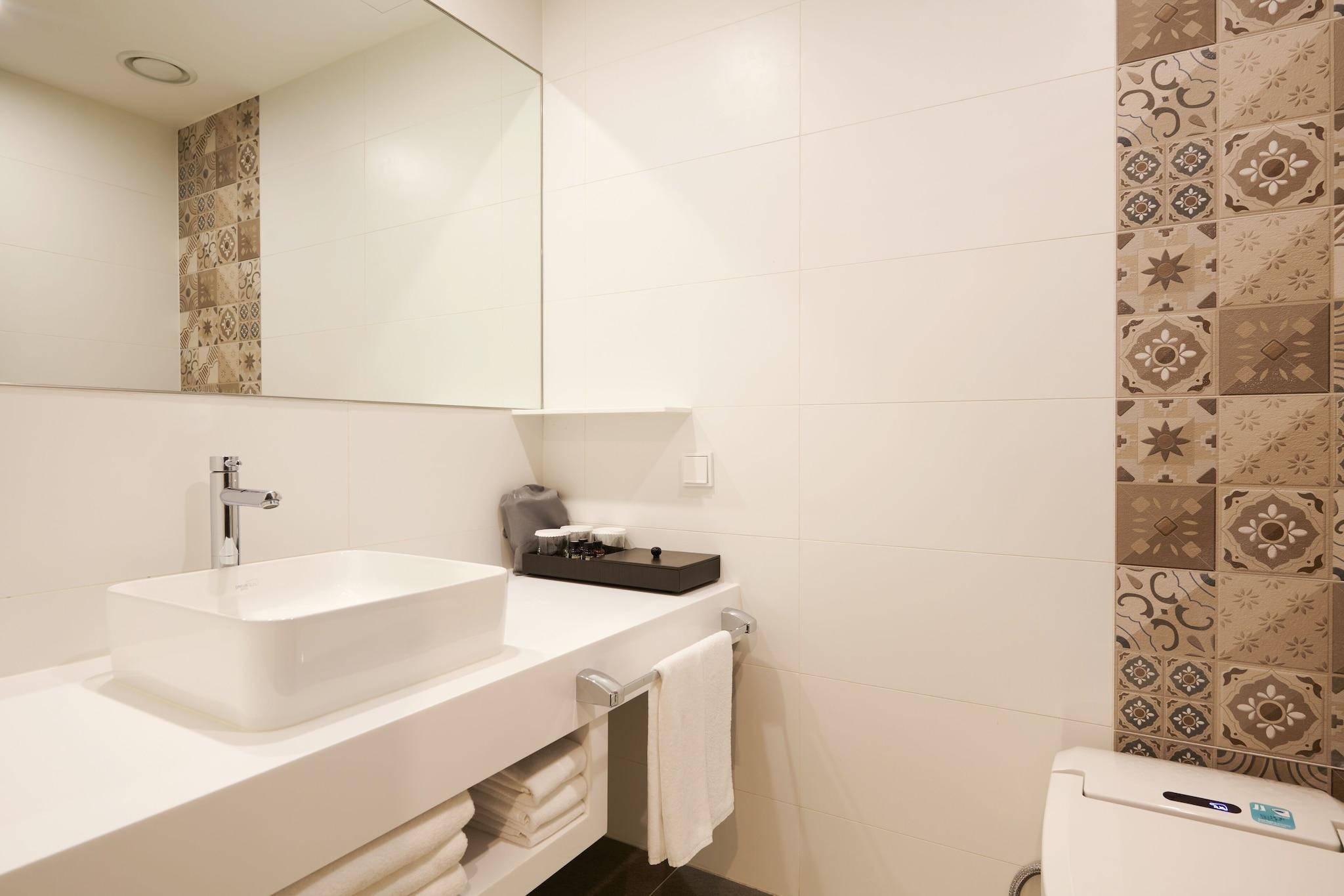 Suite with Double Bed