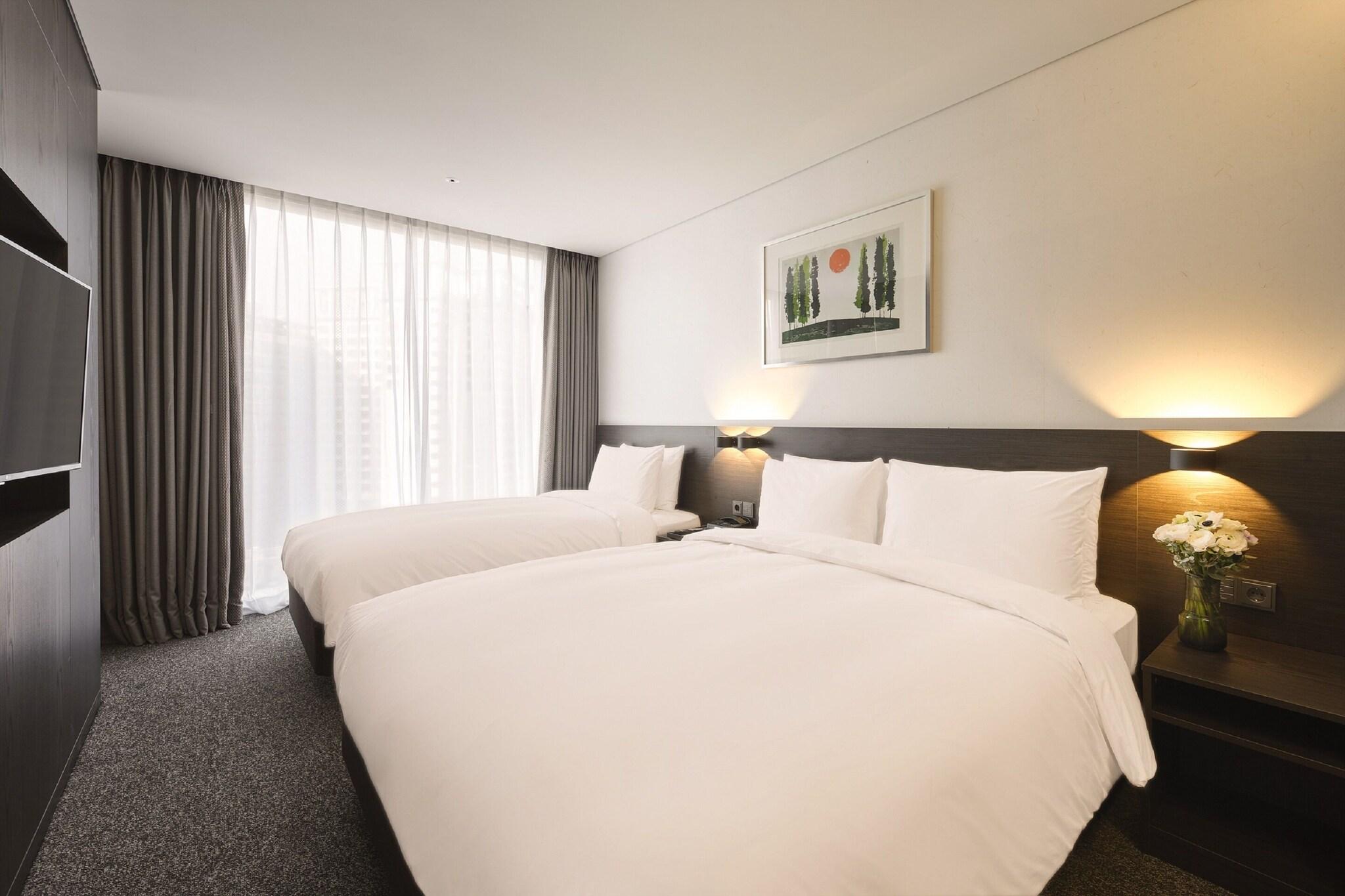 Suite with Double Bed