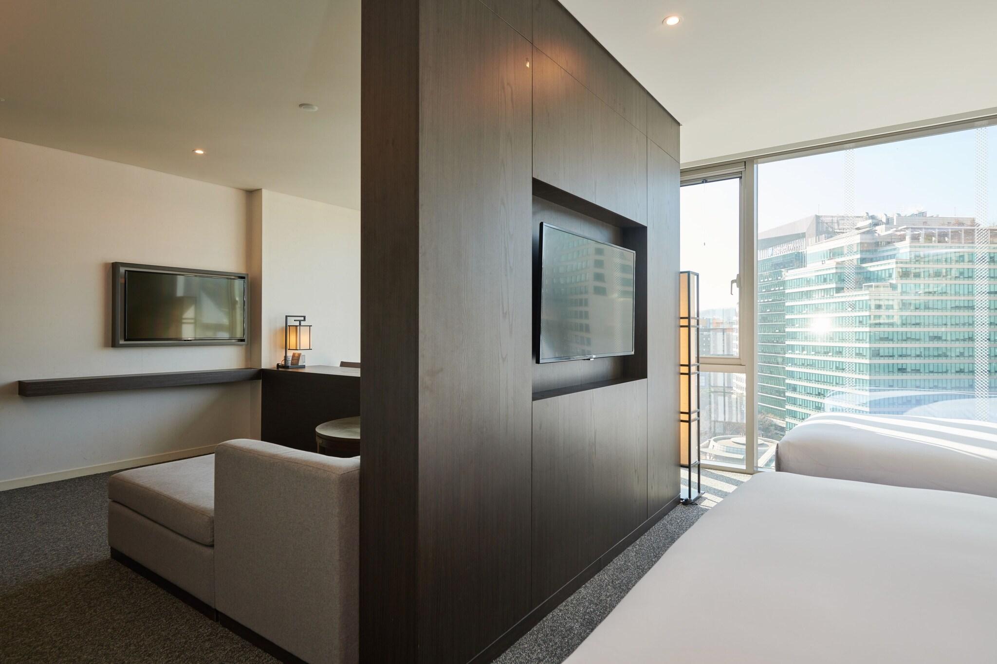 Suite with Double Bed