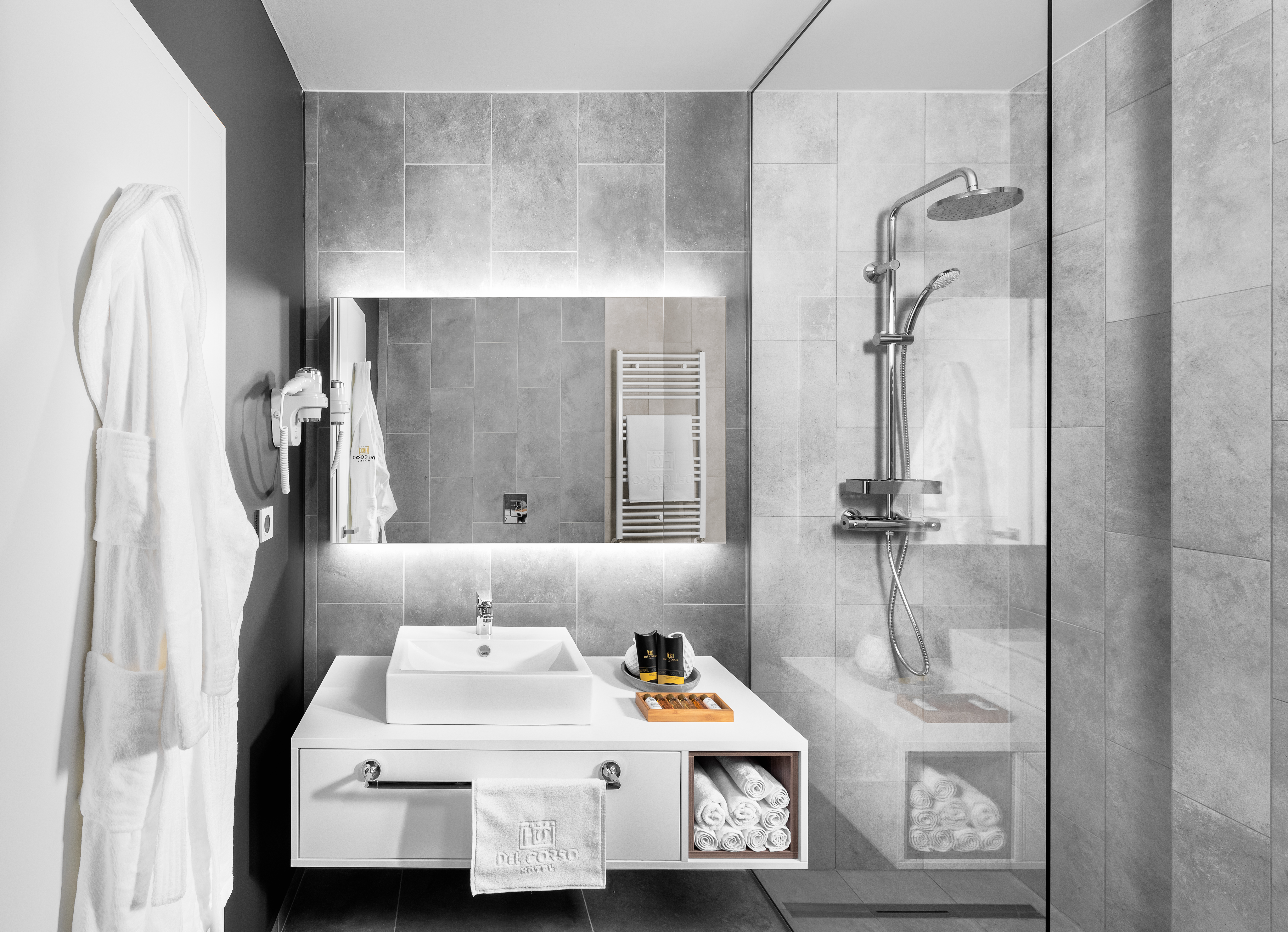 Double or Twin Deluxe