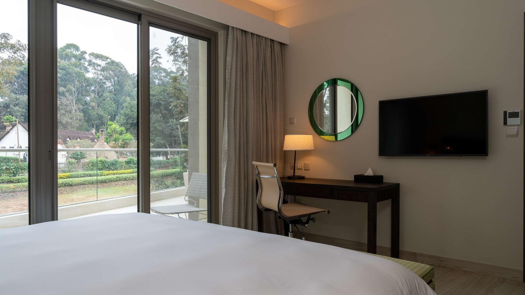 Junior Suite King Size Bed