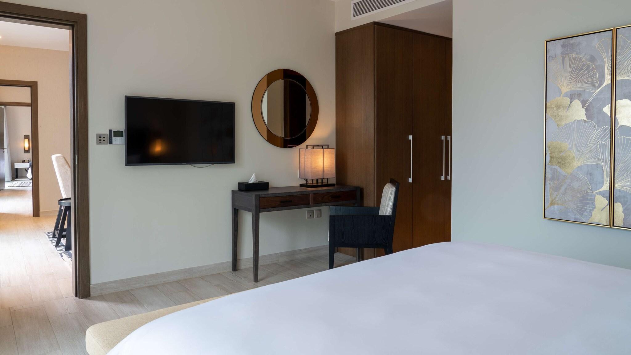 Junior Suite King Size Bed