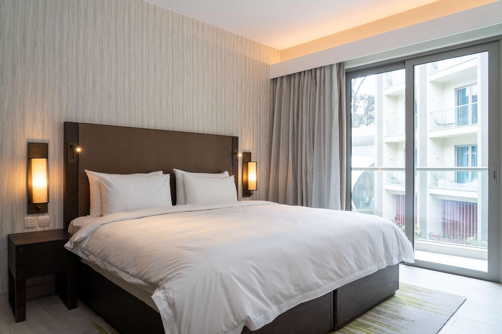 Suite King Bed One Bedroom 