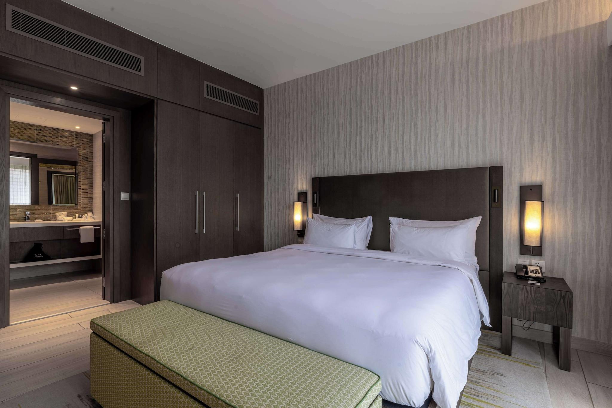 Suite King Bed One Bedroom 